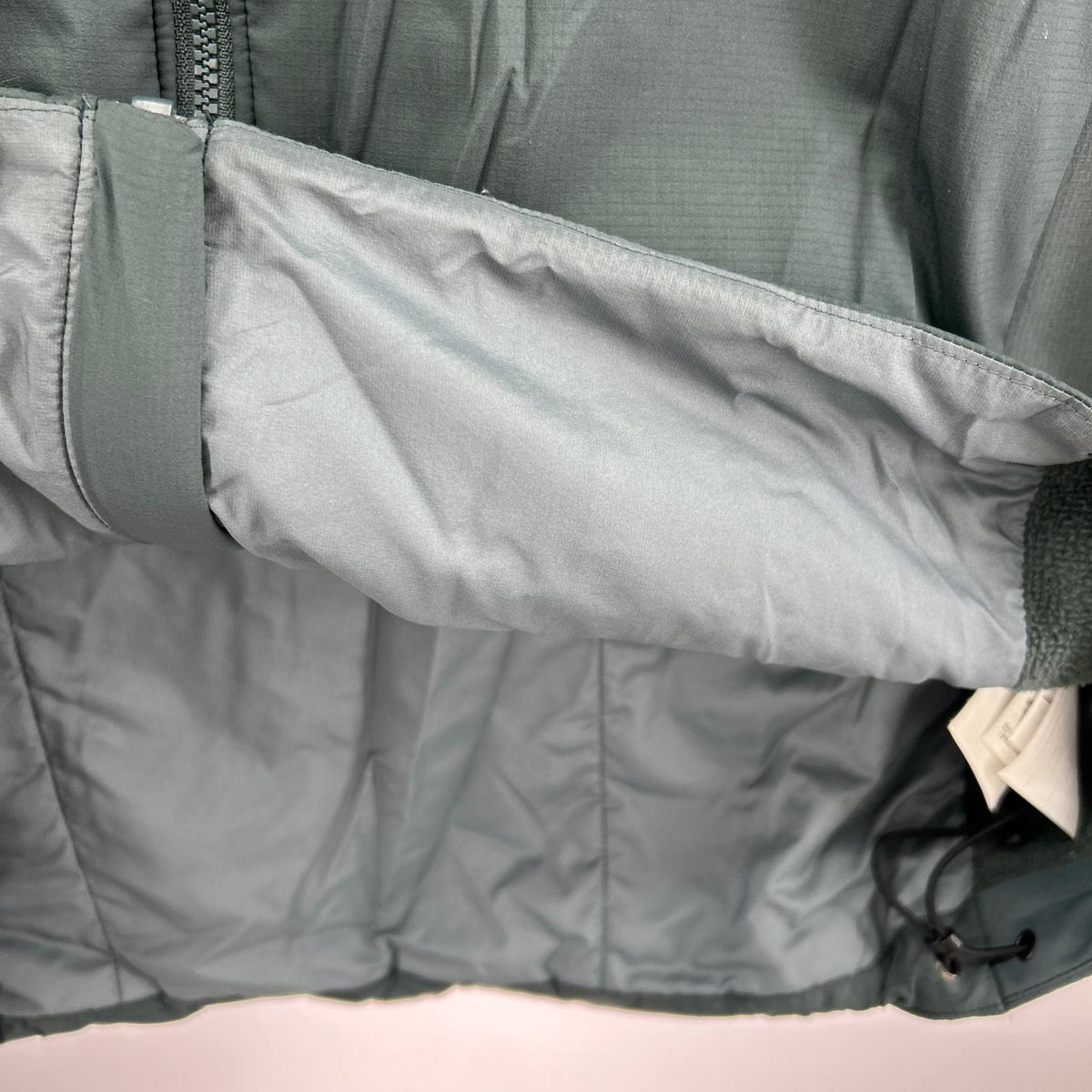 ジャケット ATOM LT HOODY 中綿ジャケット M グリーン