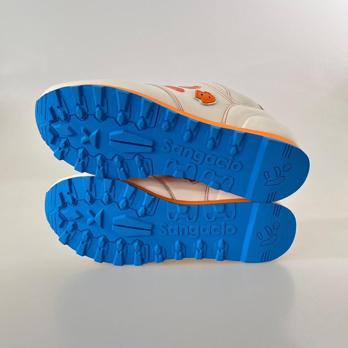 スニーカー ×cheetos にゅ 25.5cm (US7 1/2 UK7 EU41)