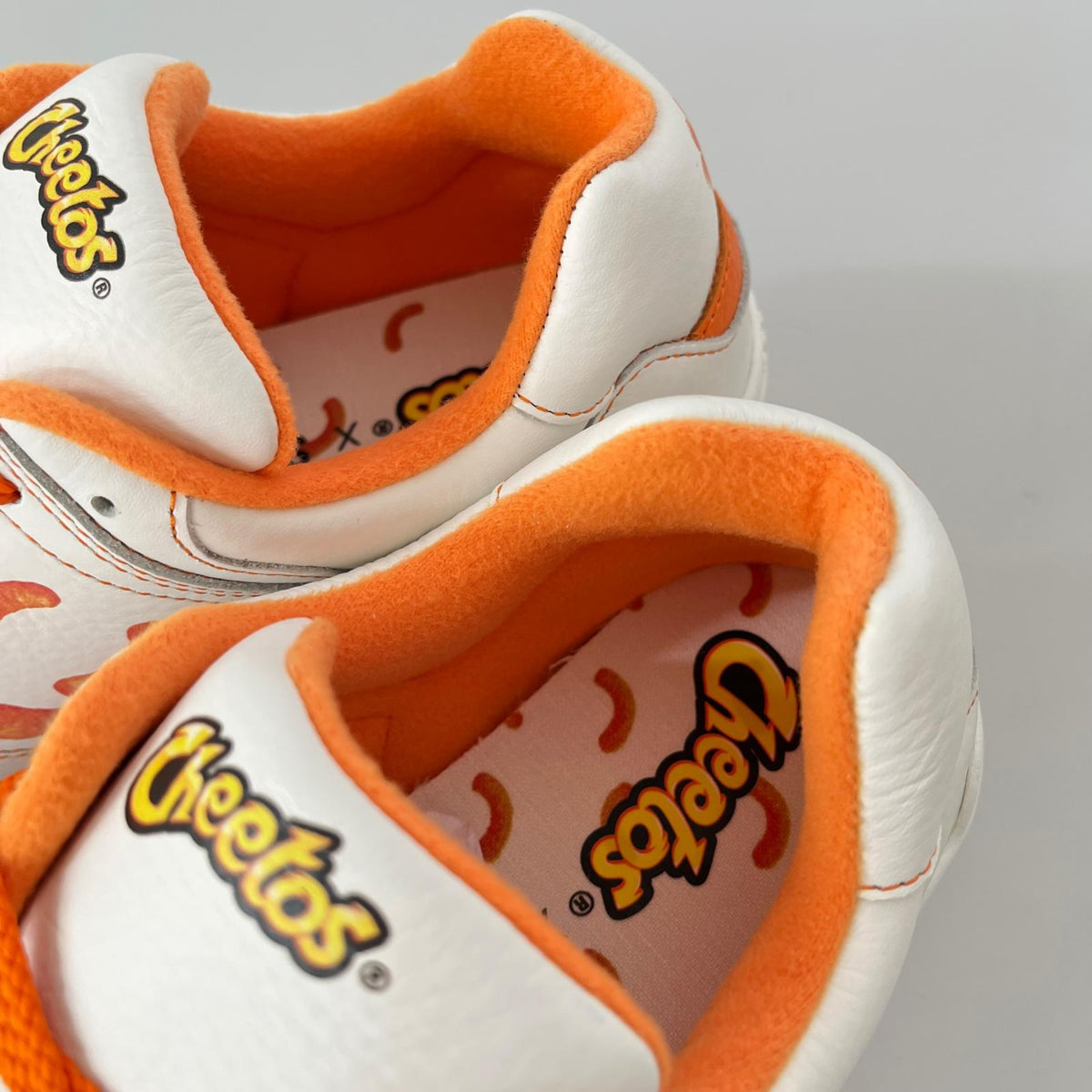 スニーカー ×cheetos にゅ 25.5cm (US7 1/2 UK7 EU41)