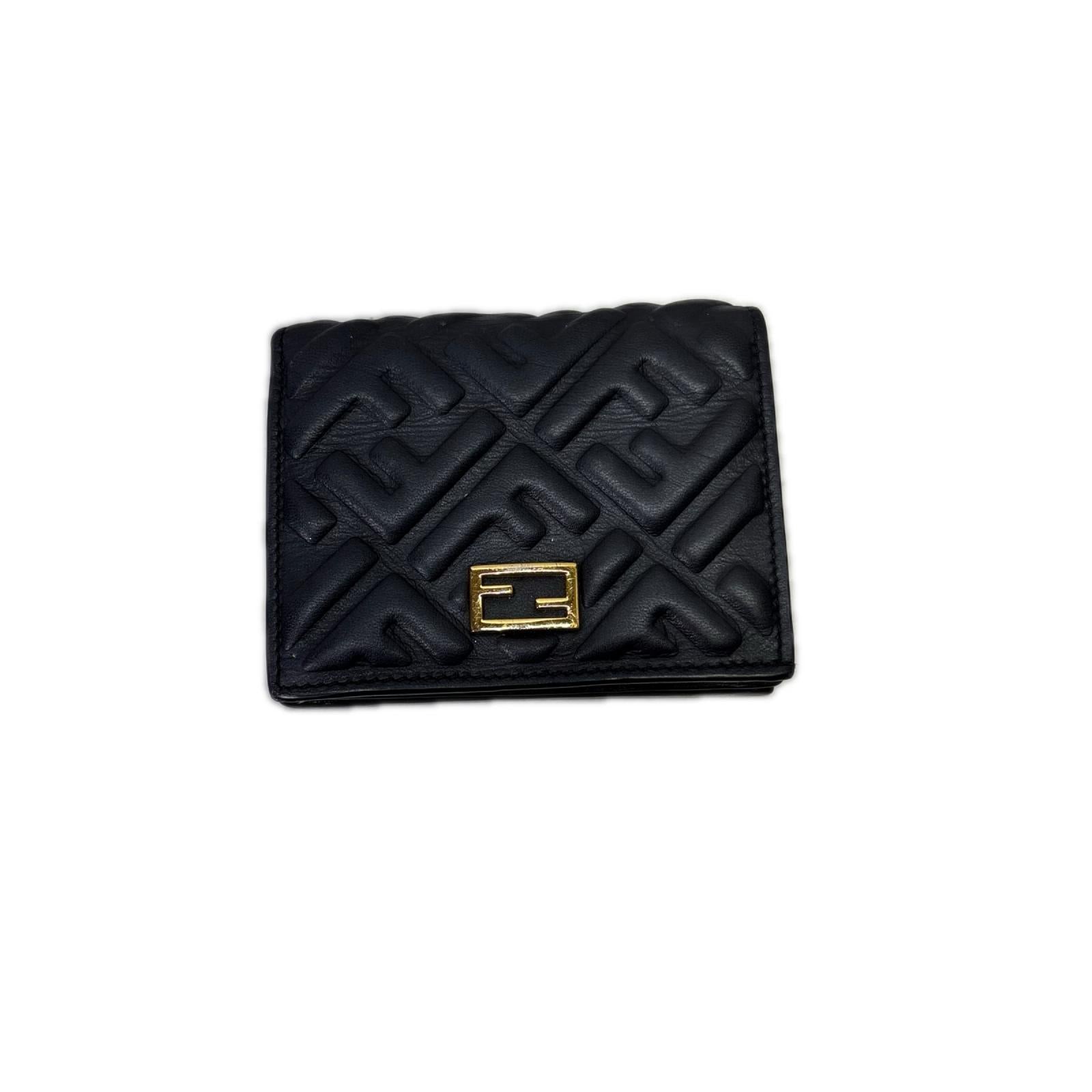 FENDI/バゲット マイクロ/三つ折り財布