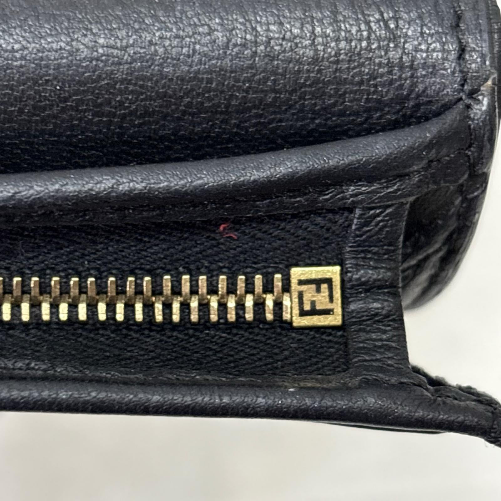 FENDI/バゲット マイクロ/三つ折り財布