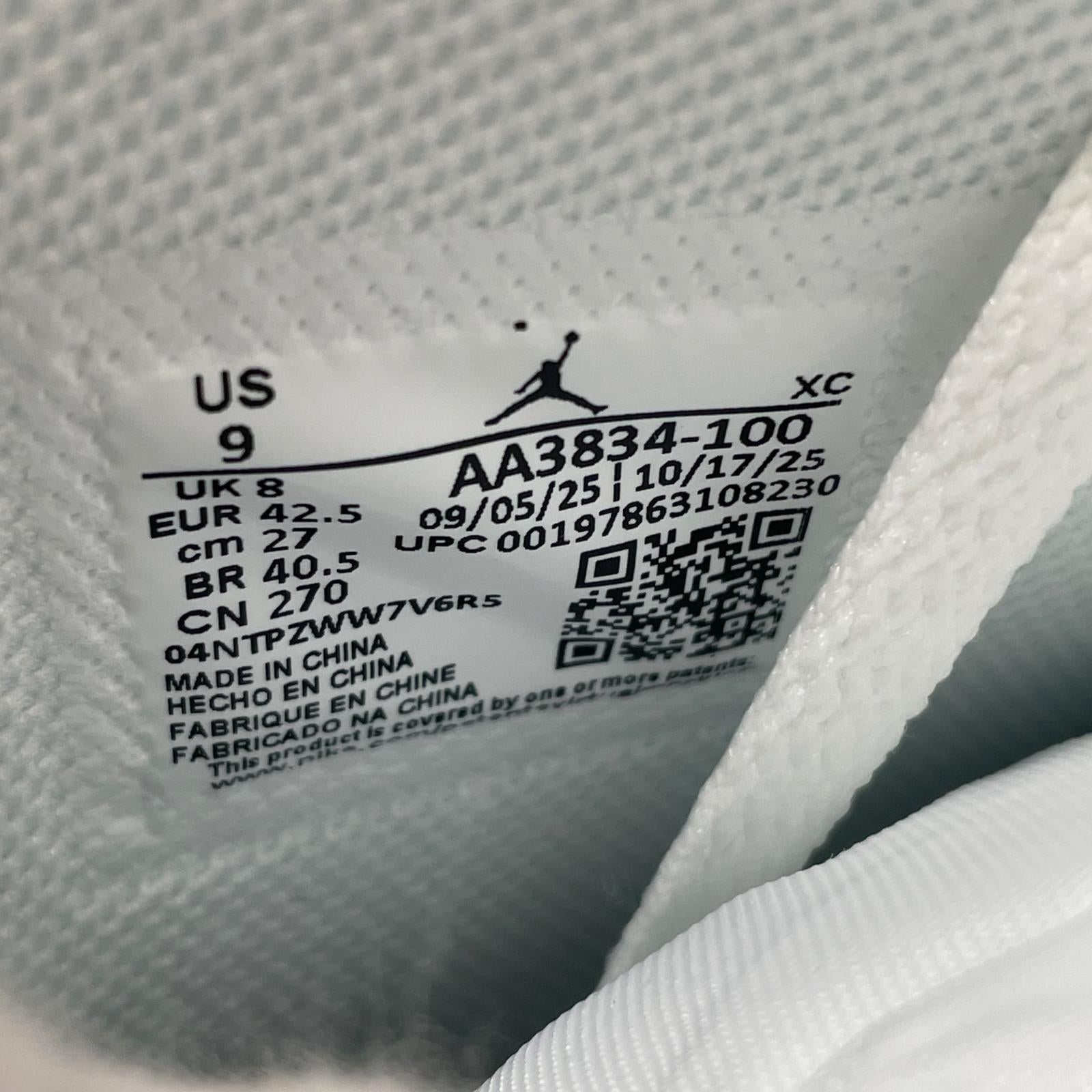 スニーカー AIR JORDAN 1 RETRO HIGH OG Alaska/27cm 27cm (US9 UK8 1/2 EU44) ホワイト