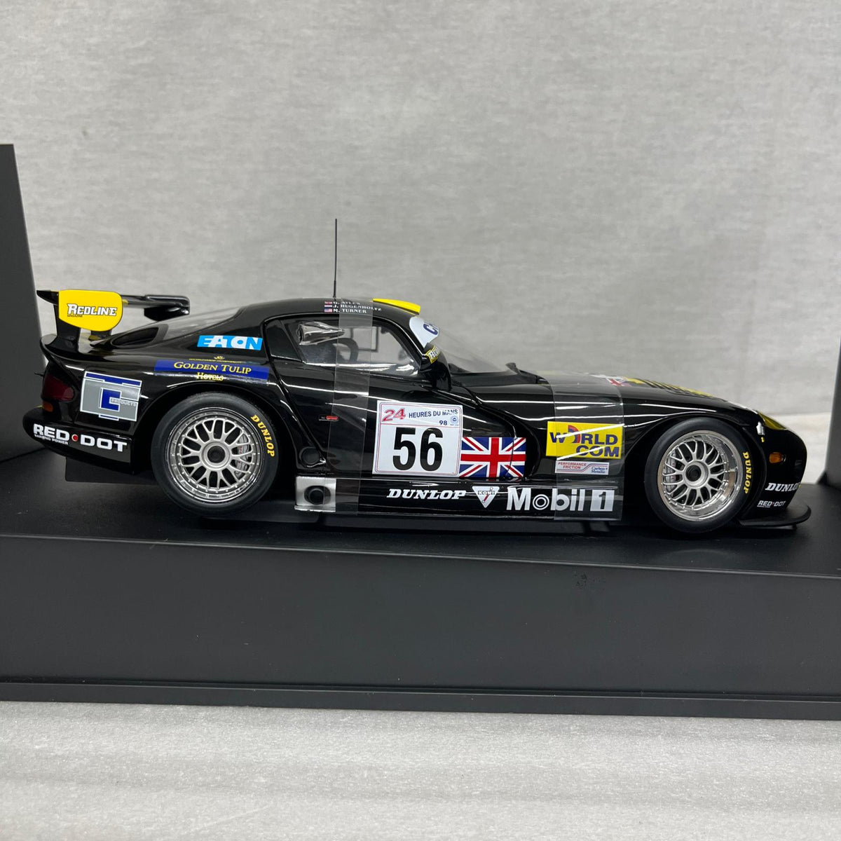 AUTOart ダッジ バイパー GTS R スケールカー