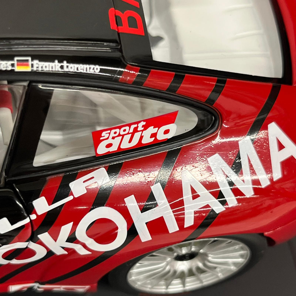 AUTOart YOKOHAMA ポルシェ 911 GT3 RS スケールカー