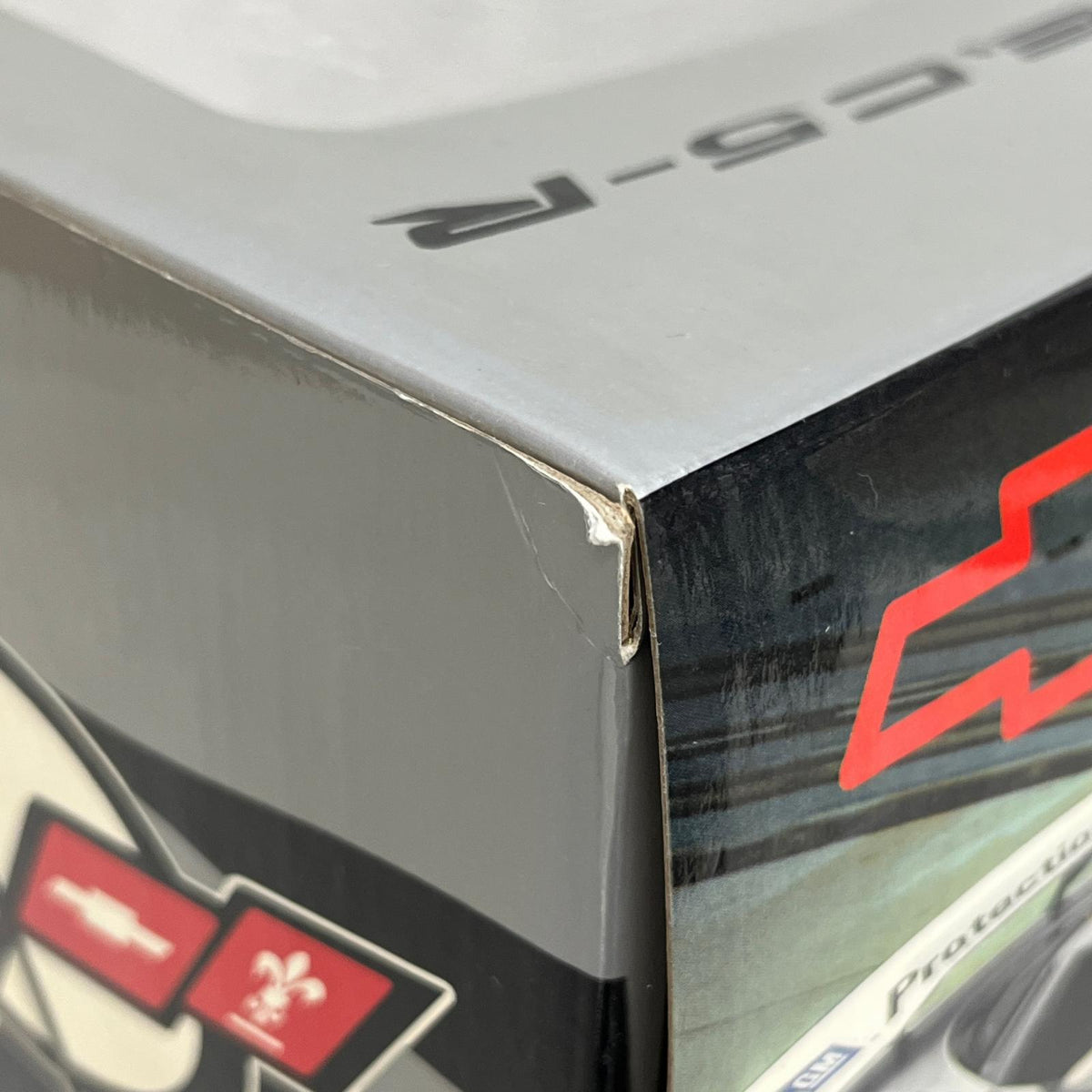 AUTOart シボレー コルベット C5-R AUTOart スケールカー