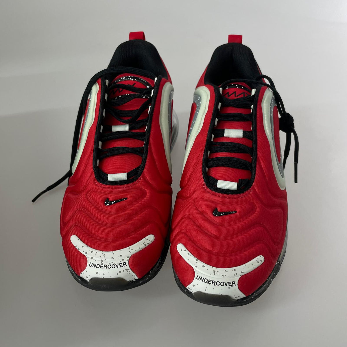 スニーカー NIKE AIR MAX 720 UNIVERSITY RED (26.0) 26cm (US8 UK7 1/2 EU42) レッド