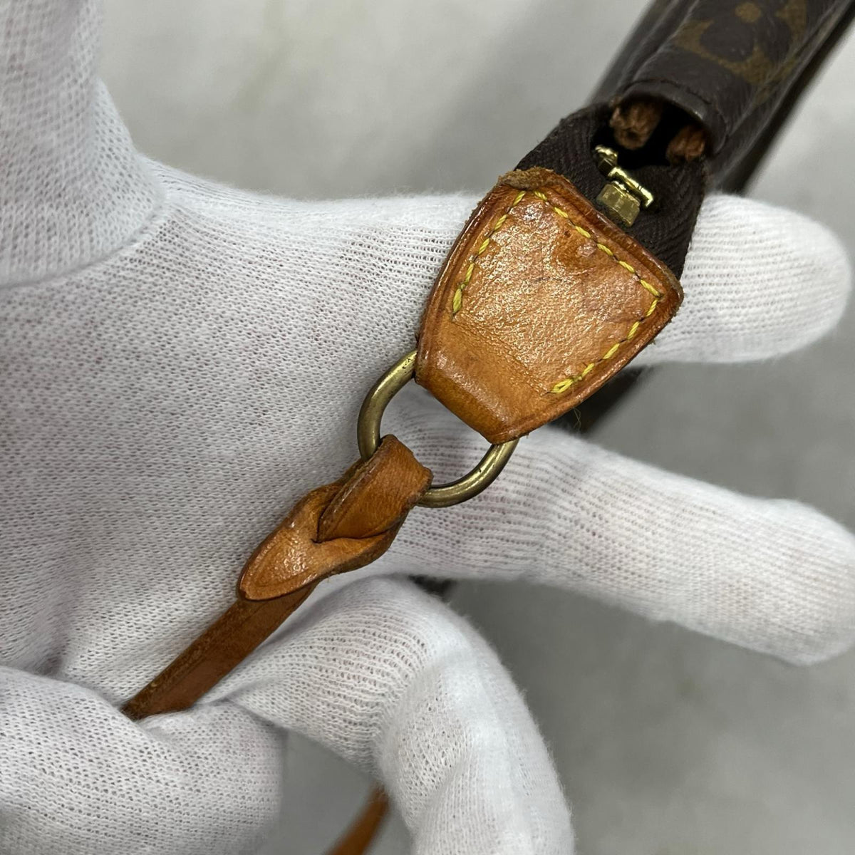 LV アクセソワール