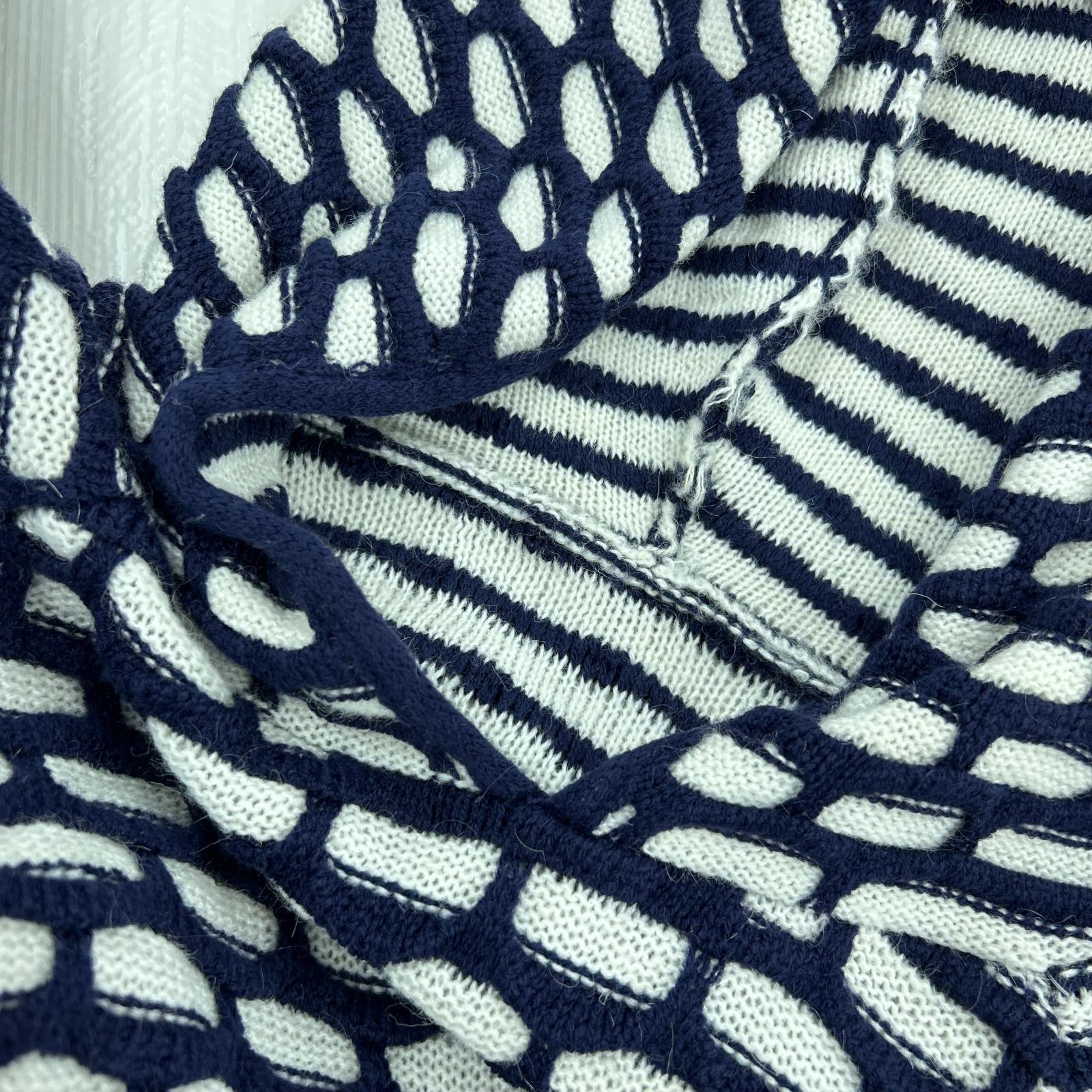 ニット Isa Boulder Hexagon Hoodie ブルー (S) S