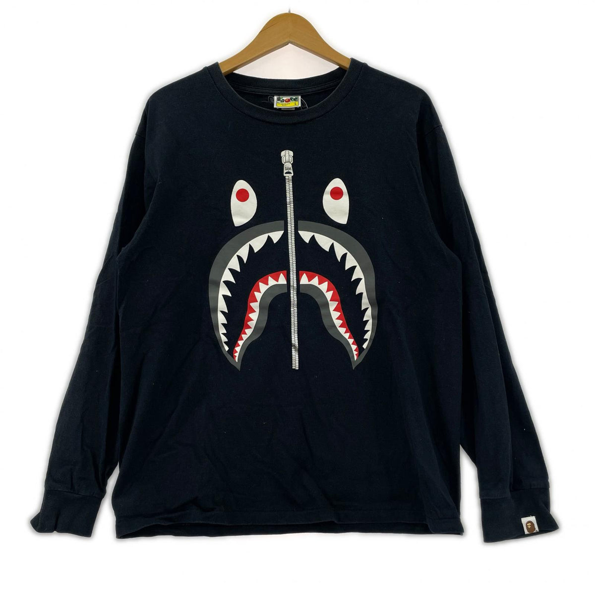 長袖Ｔシャツ シャークグラフィック 黒 (L) L ブラック