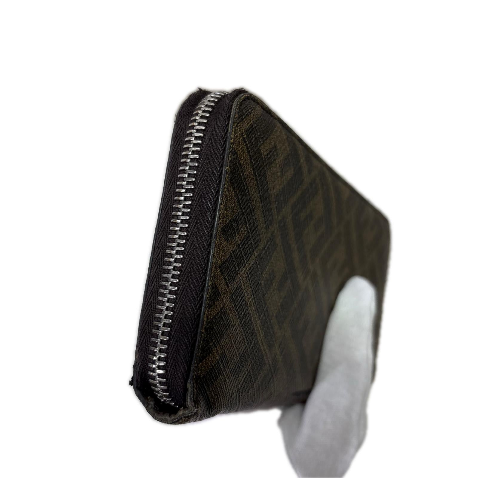 FENDI/7M0342/ロゴ/ラウンドファスナー/長財布