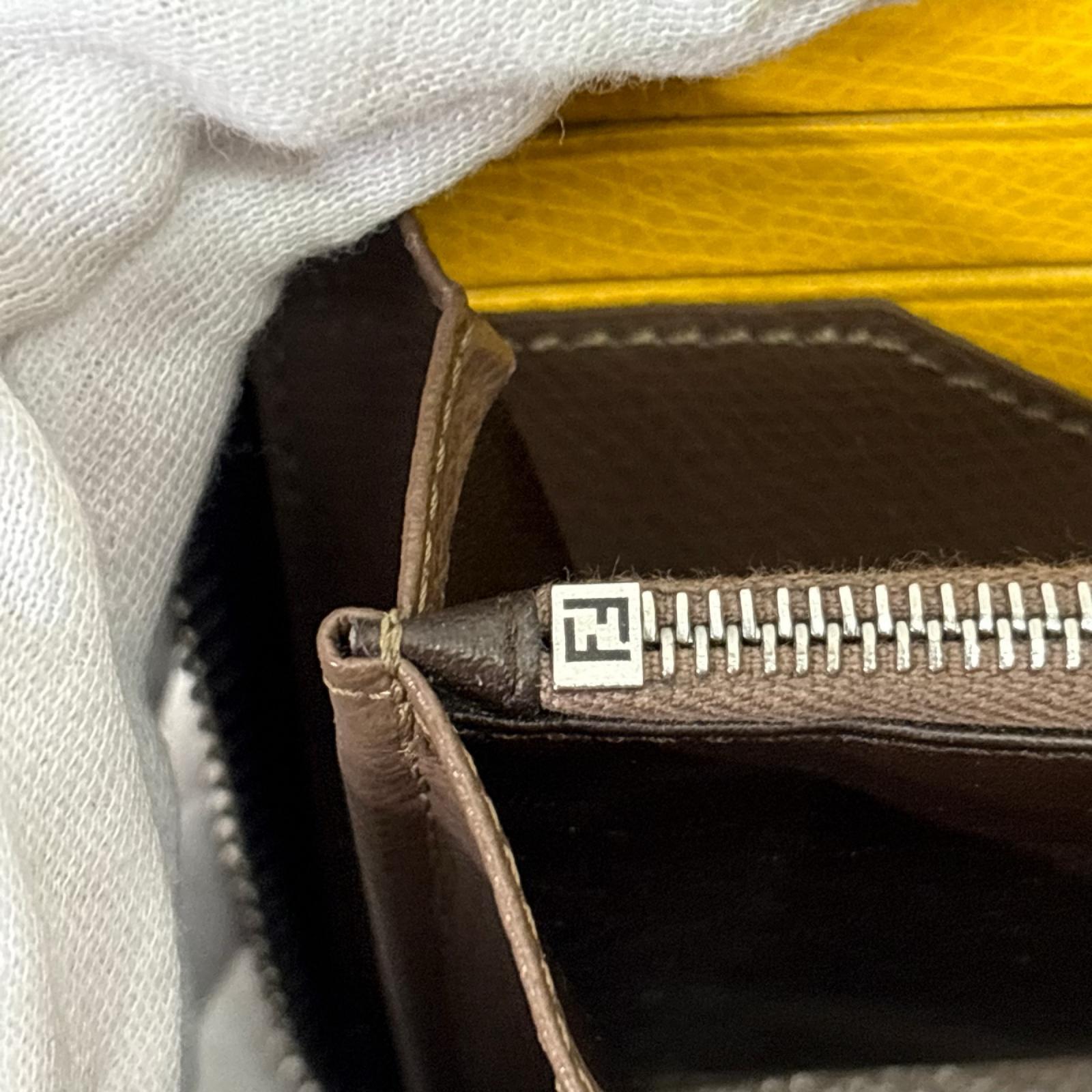 FENDI/7M0342/ロゴ/ラウンドファスナー/長財布
