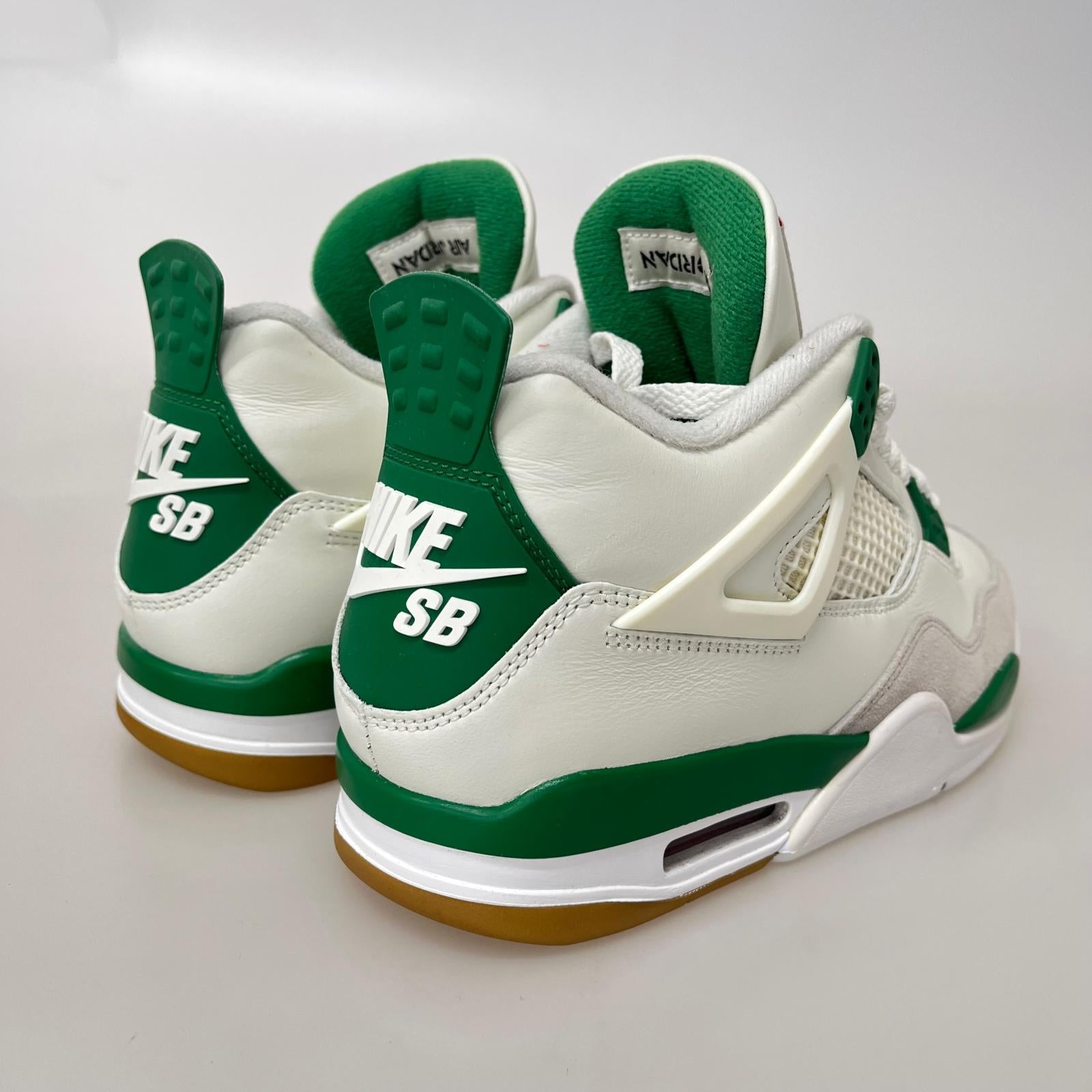 スニーカー SB AIR JORDAN 4 RETRO 27cm (US9 UK8 1/2 EU44) ホワイト