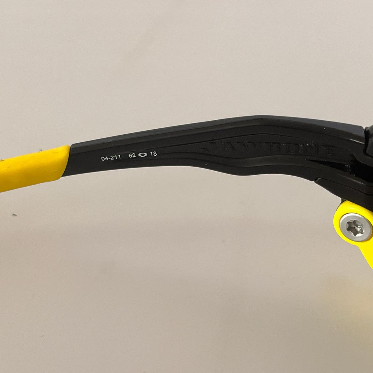 その他アクセサリー JAWBONE 黒 黄