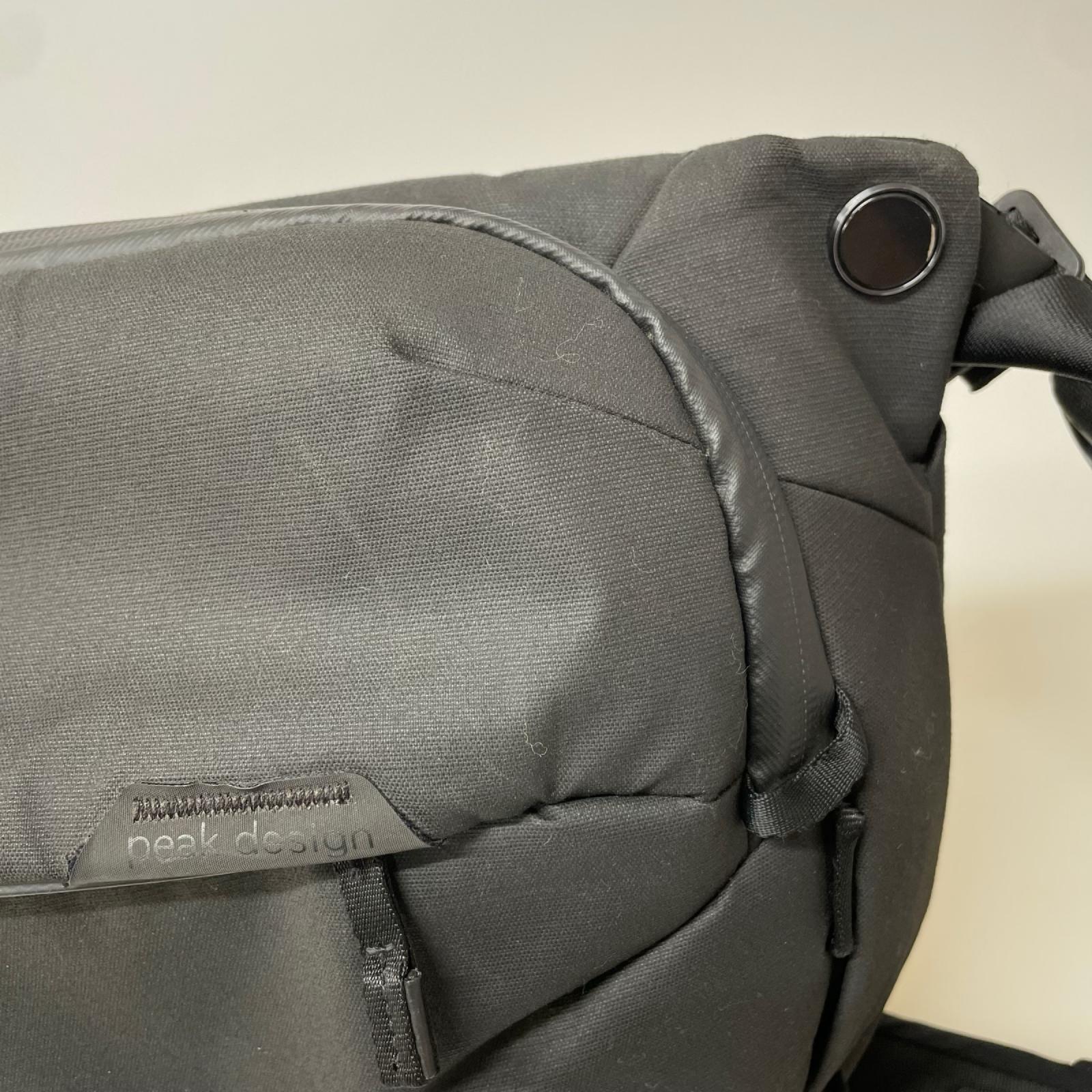 ショルダーバッグ EVERYDAY SLING 10L