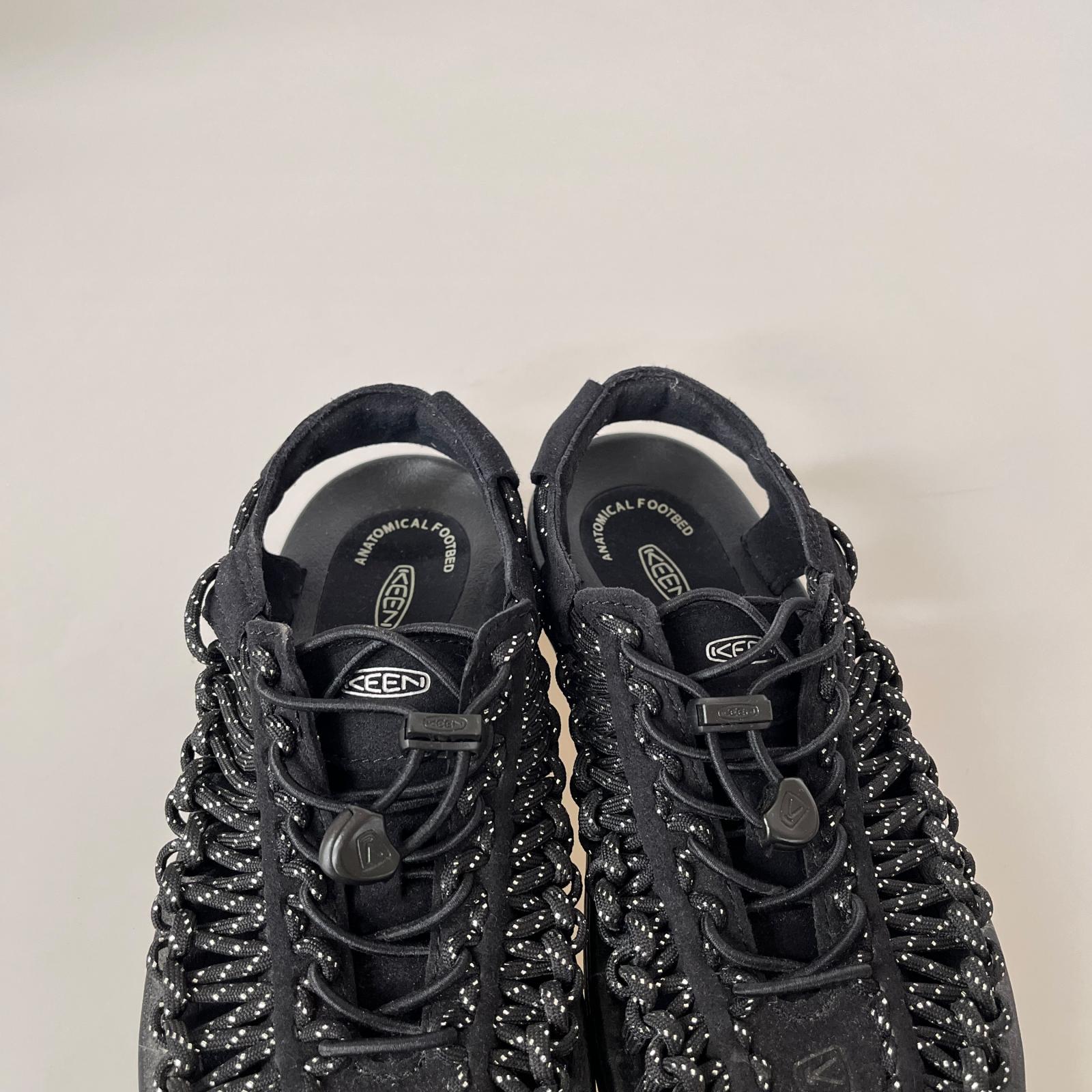 その他靴 KEEN UNEEK BLACK/SILVER 23.5cm ブラック 23.5cm (US5 1/2 UK5 EU37) ブラック