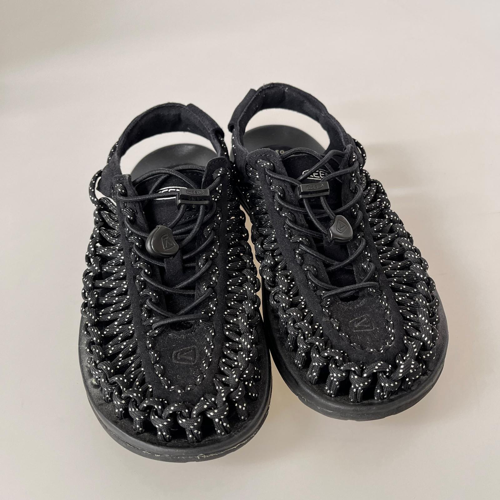 その他靴 KEEN UNEEK BLACK/SILVER 23.5cm ブラック 23.5cm (US5 1/2 UK5 EU37) ブラック