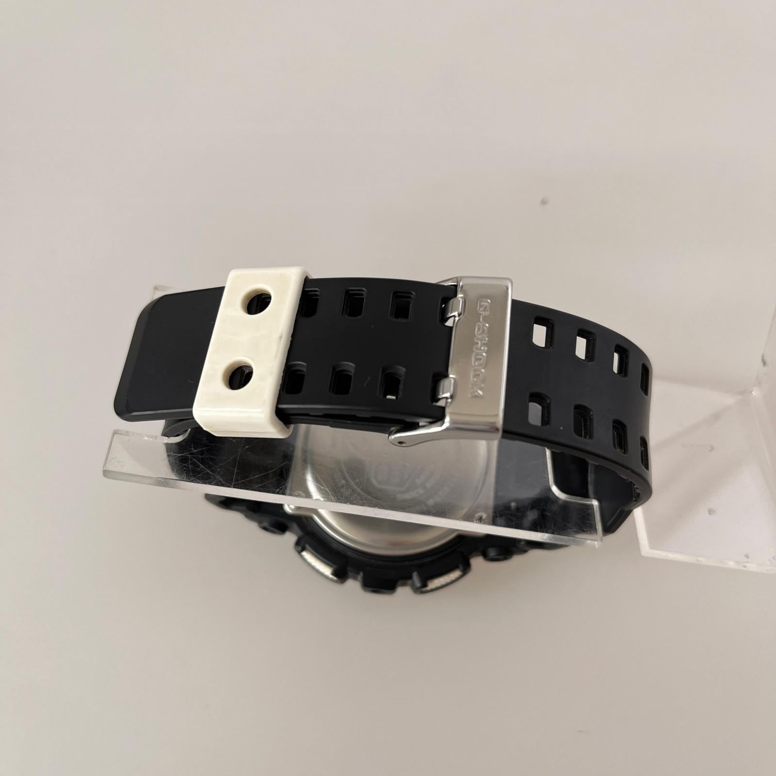 腕時計 GA-110BW ブラック