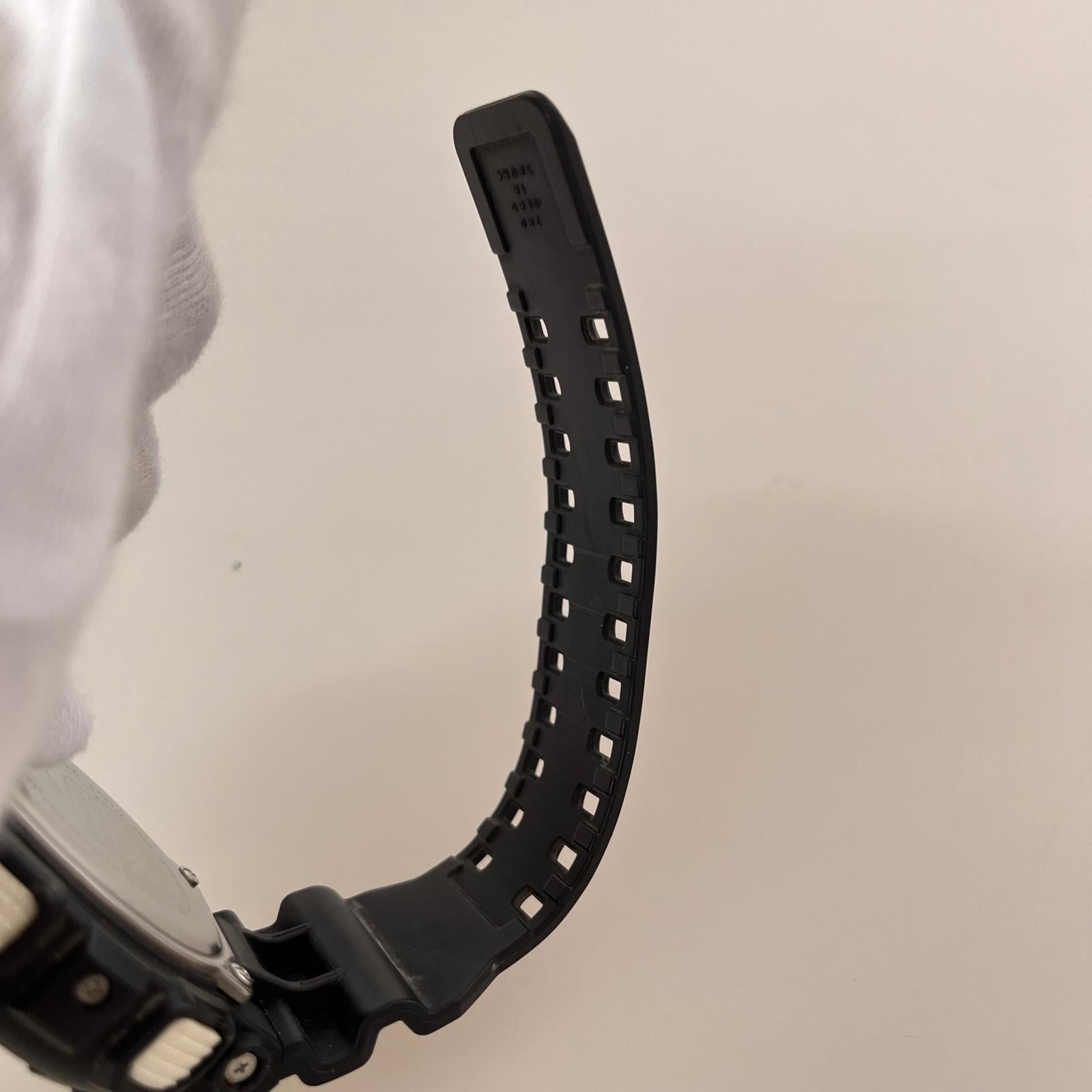 腕時計 GA-110BW ブラック