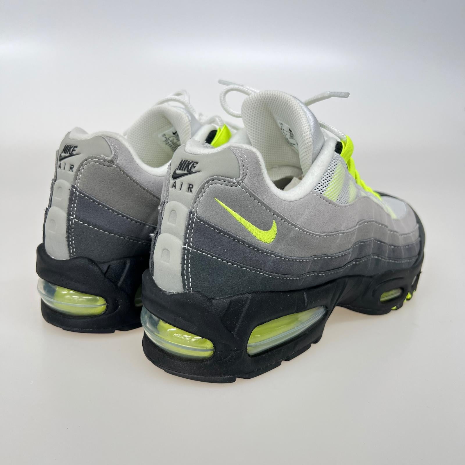 スニーカー AIR MAX95 BIG BUBBLE イエローグラデ (27.0) 27cm (US9 UK8 1/2 EU44)
