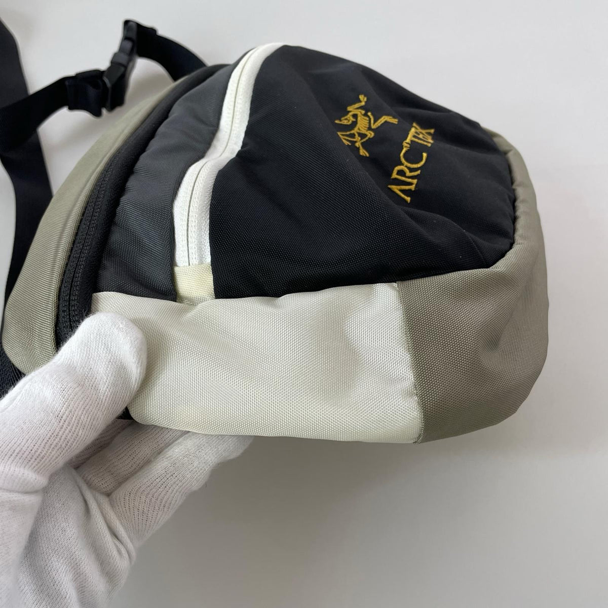 ボディバッグ BEAMS別注　Mantis 2 Waist Pack※状態 ブラック
