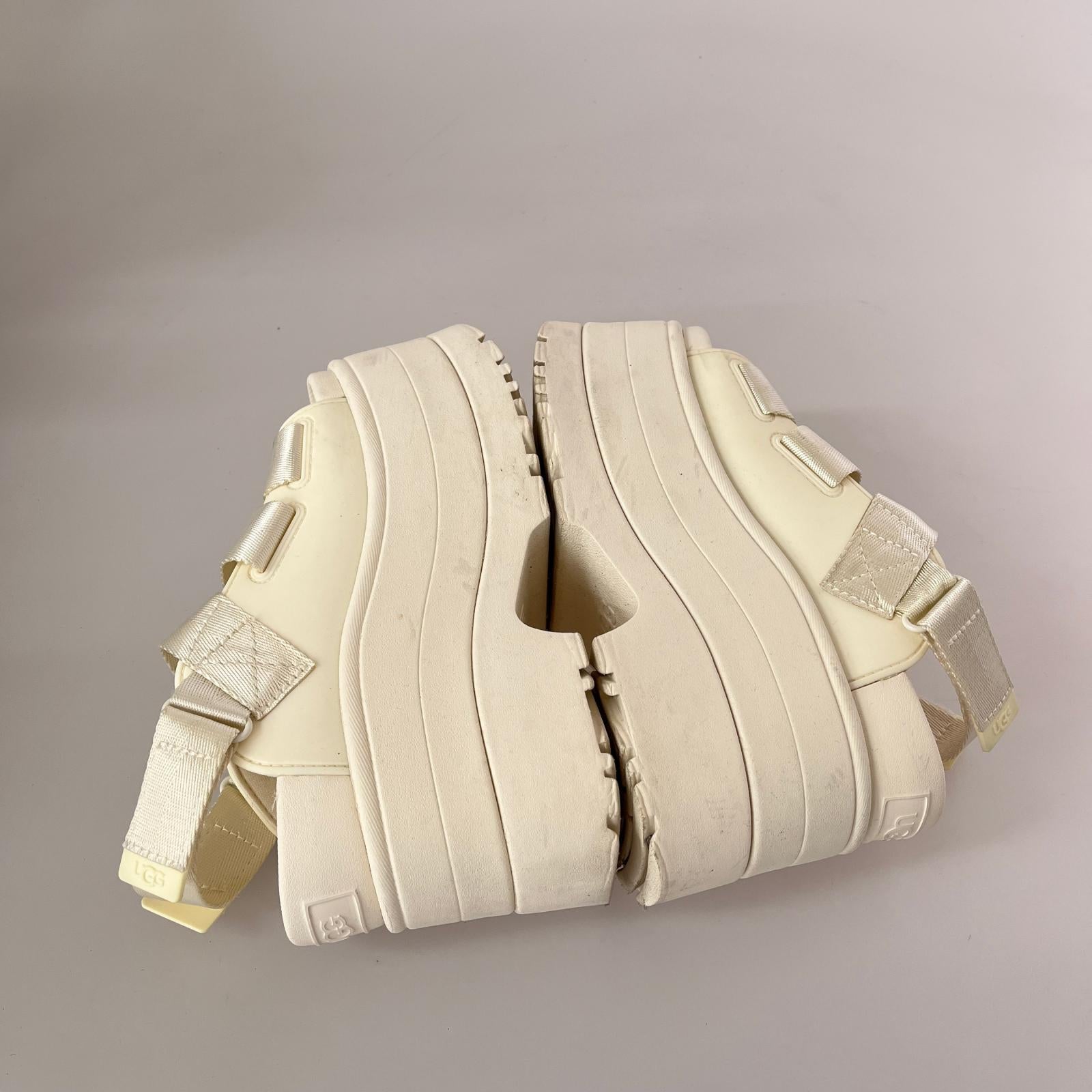 パンプス UGG GoldenRise (23.0) 23cm (US5 UK4 1/2 EU36) ホワイト