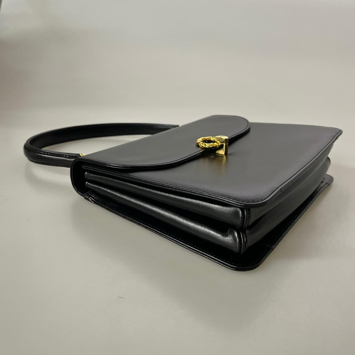 ハンドバッグ La Mode Elegance ﾌｫｰﾏﾙﾊﾞｯｸﾞ 黒 ブラック