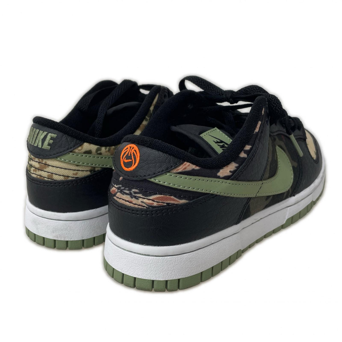 スニーカー DUNK LOW SE CAMO COLLAGE（24.0） 24cm (US6 UK5 1/2 EU38)