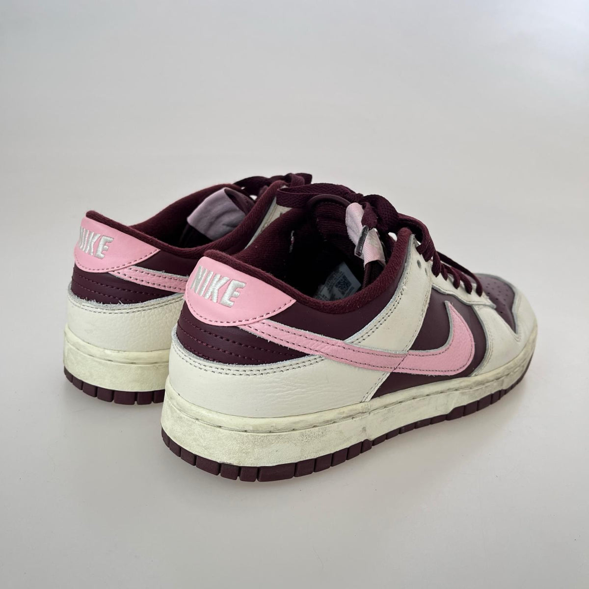 スニーカー Dunk Low "Valentine’s Day" 2023 28cm (US10 UK9 1/2 EU46)