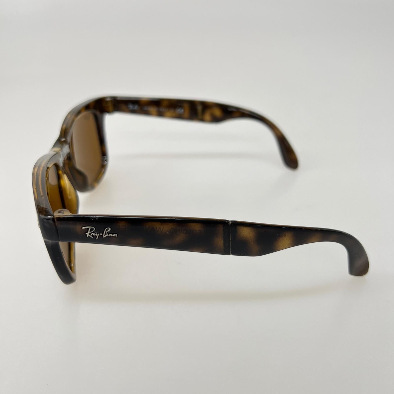 その他アクセサリー Folding Wayfarer ブラウン