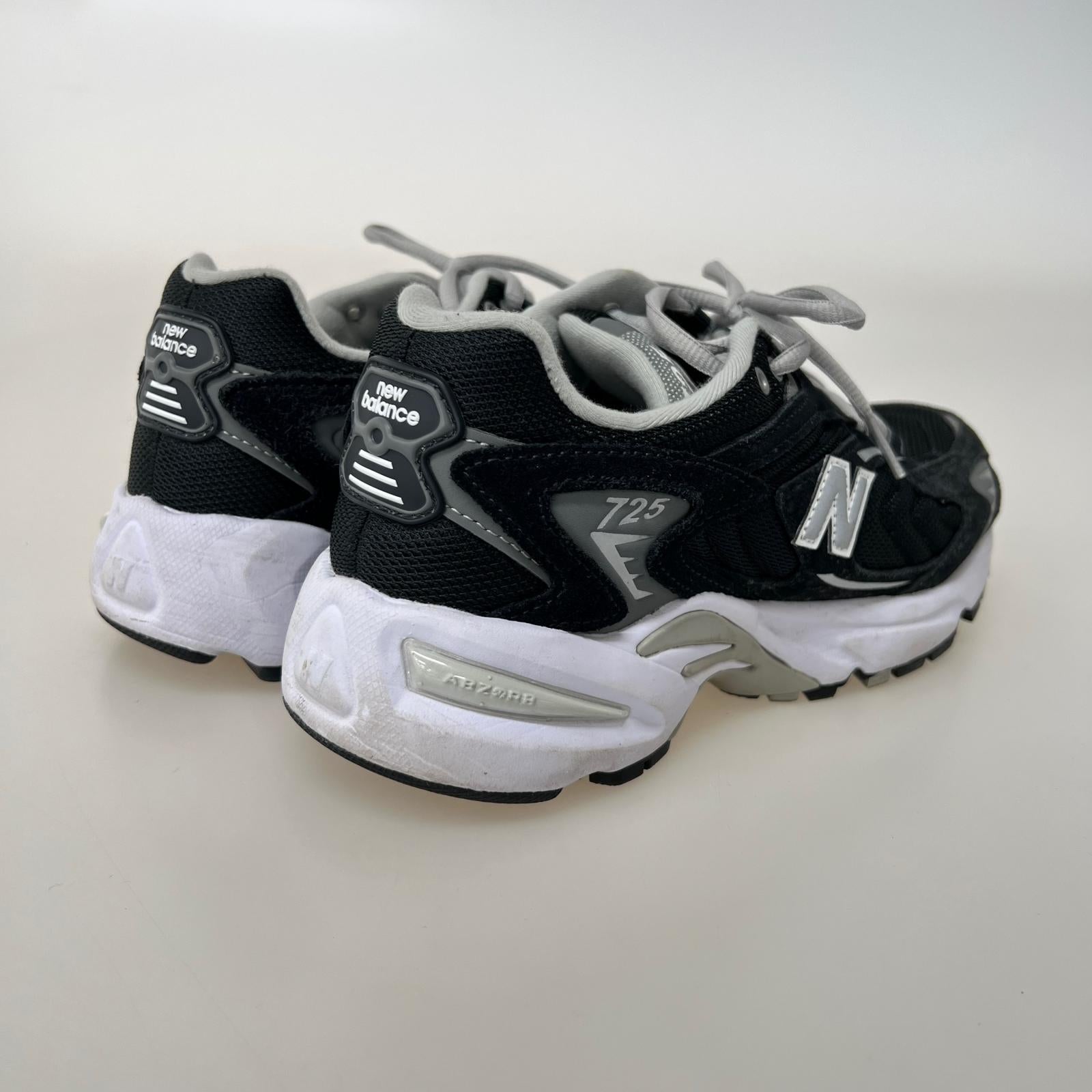 スニーカー ML725R BLK 25.5cm 25.5cm (US7 1/2 UK7 EU41) ブラック