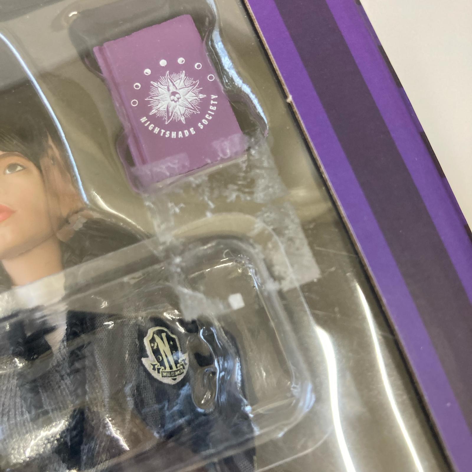 NECA ウェンズデー フィギュア/グッズ