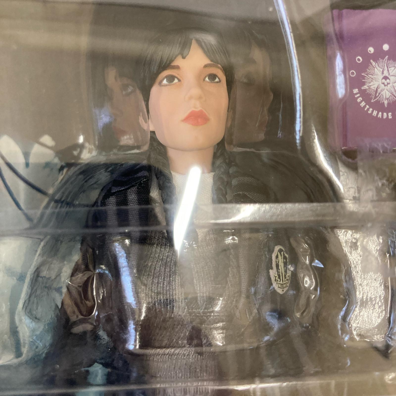 NECA ウェンズデー フィギュア/グッズ