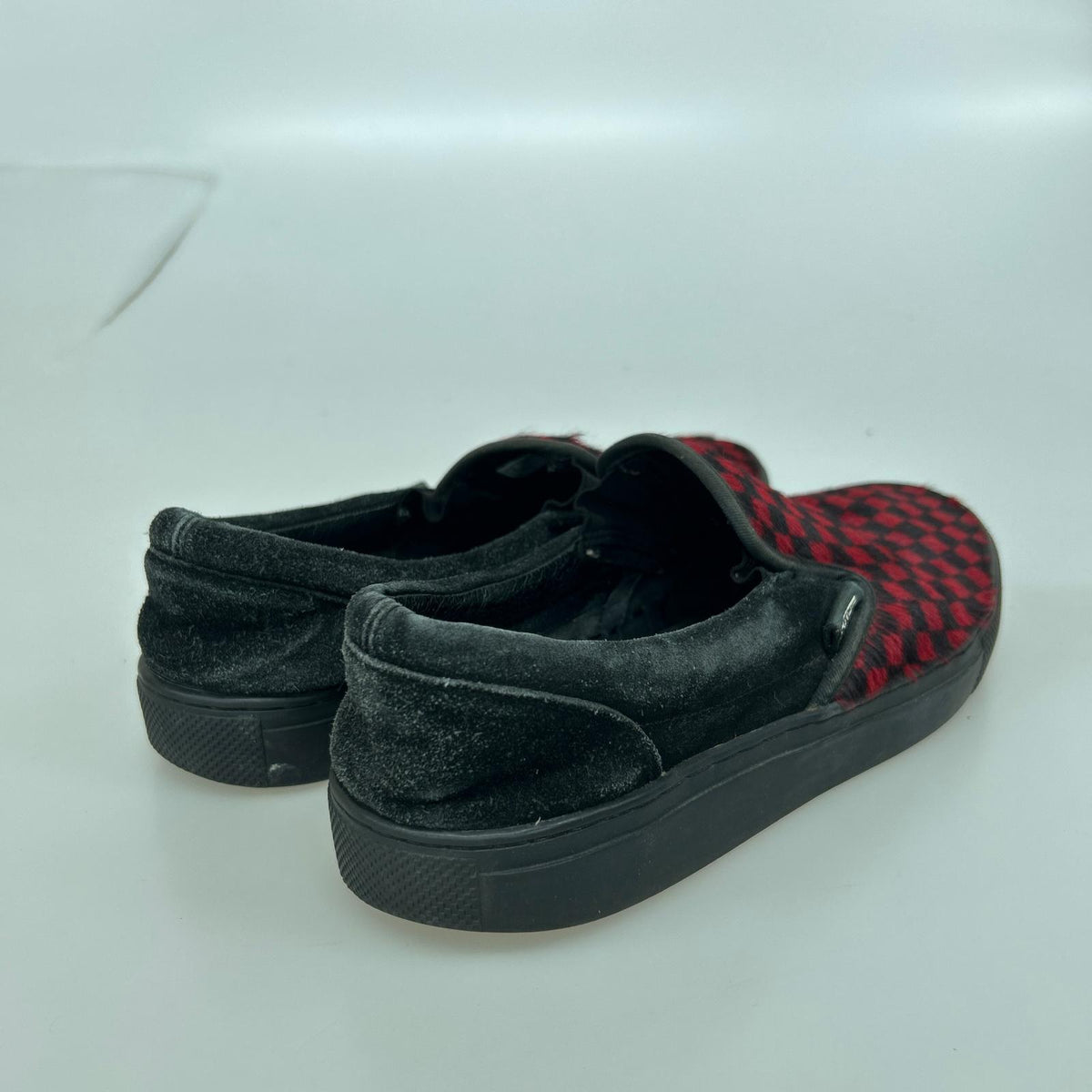 スニーカー Slip-On ハラコ チェック柄 ブラック/レッド 28cm (US10 UK9 1/2 EU46) レッド