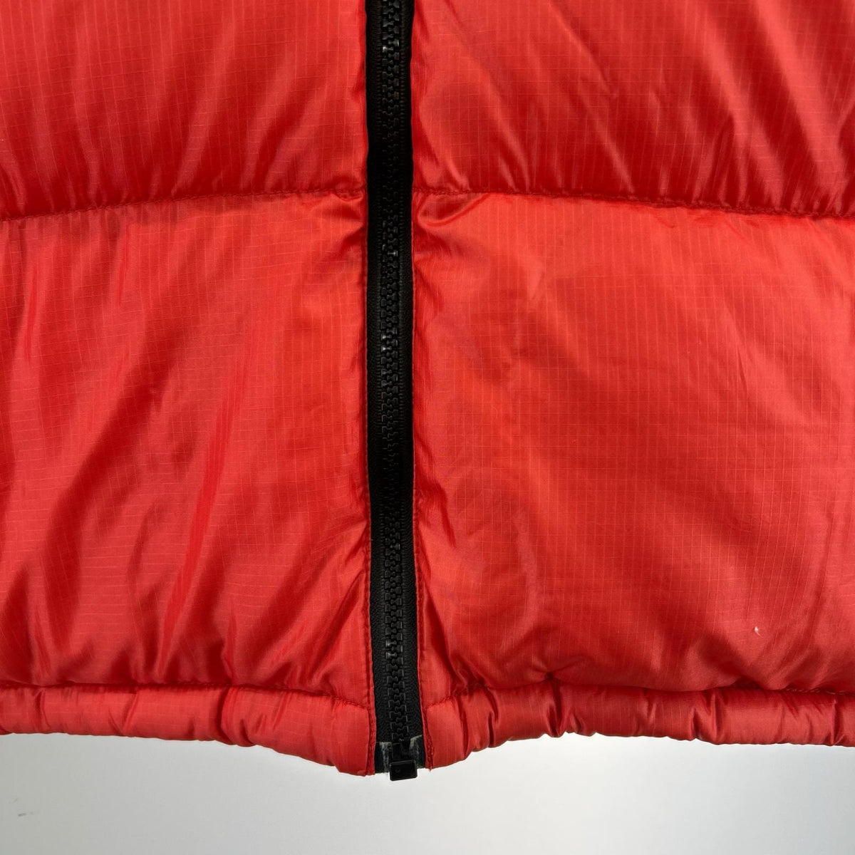 ダウンジャケット NUPUTSE JACKET 赤黒 (L) L