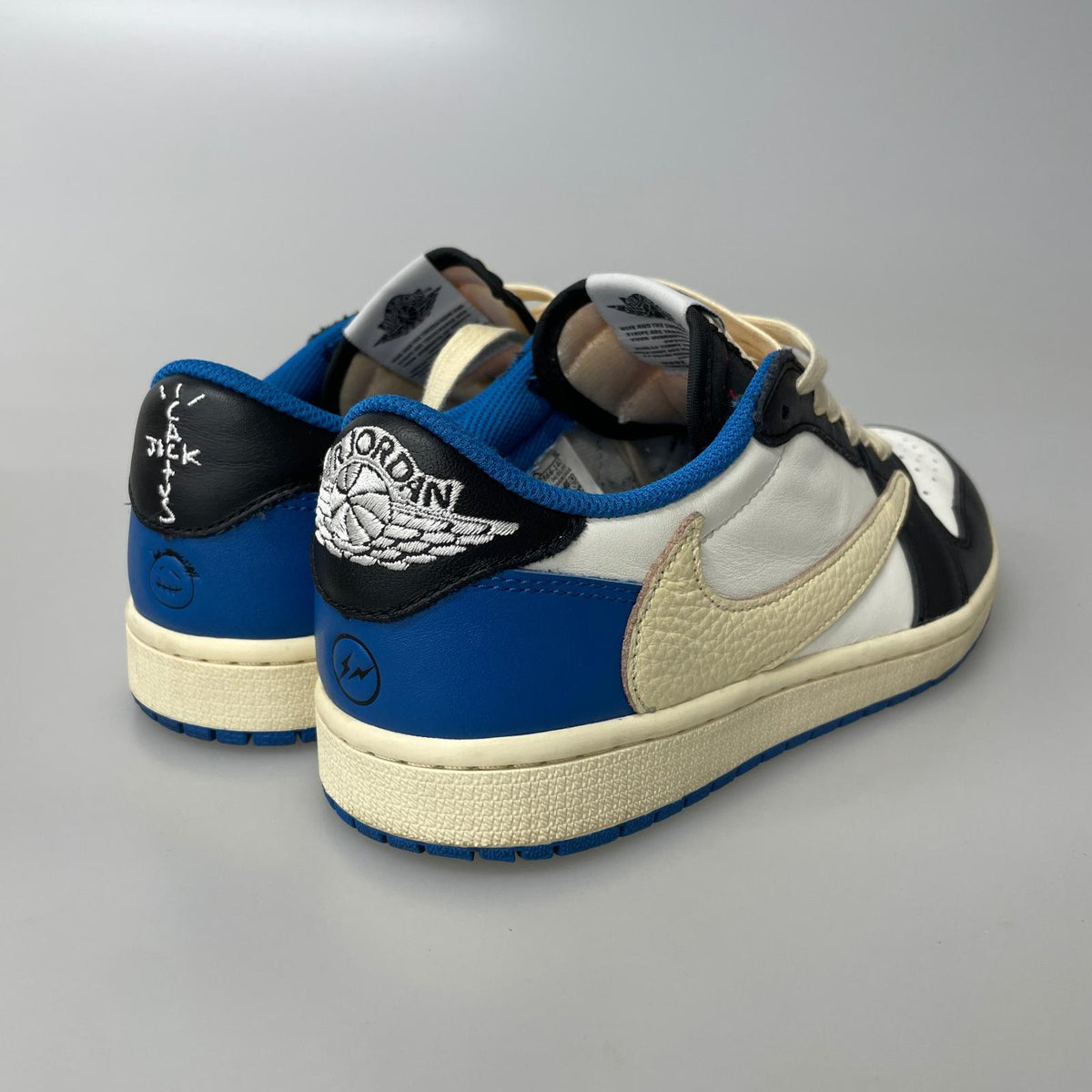 スニーカー ×Travis Scott × fragment AJ1 LOW 25.5cm (US7 1/2 UK7 EU41)