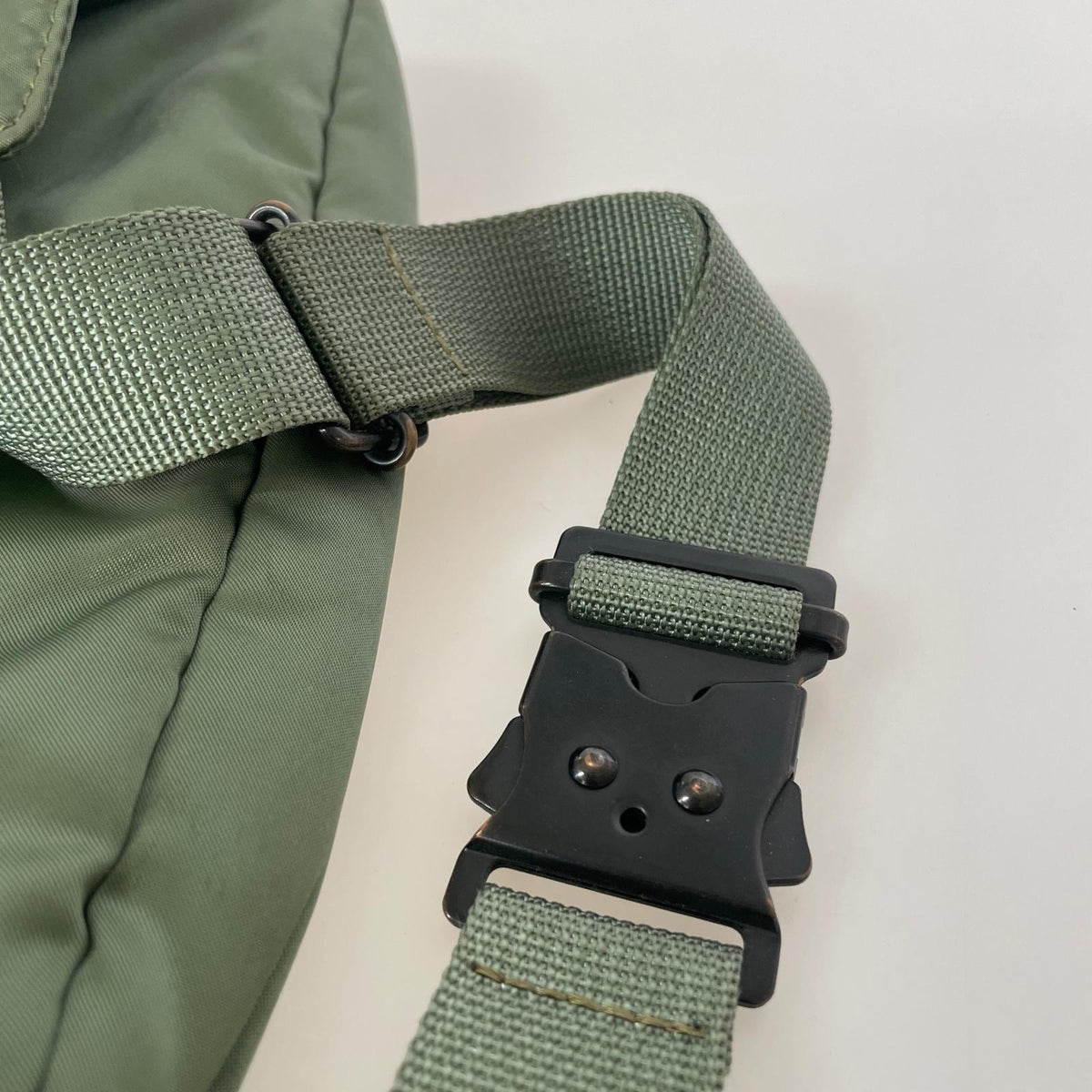 ボディバッグ TANKER SHOULDER BAG カーキ グリーン