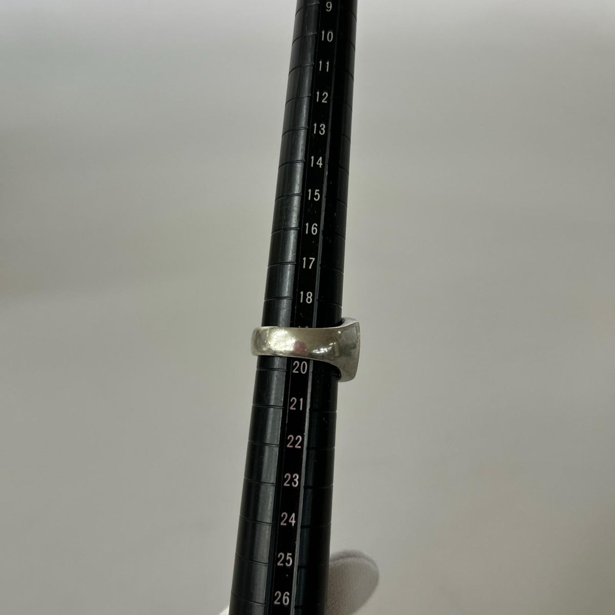 リング・指輪 Cushion Black ONXS 19号 シルバー