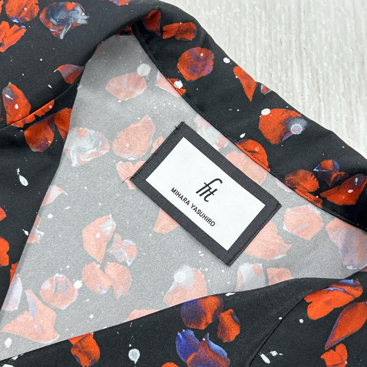 長袖シャツ Flower-fall Printed Shirt ブラック