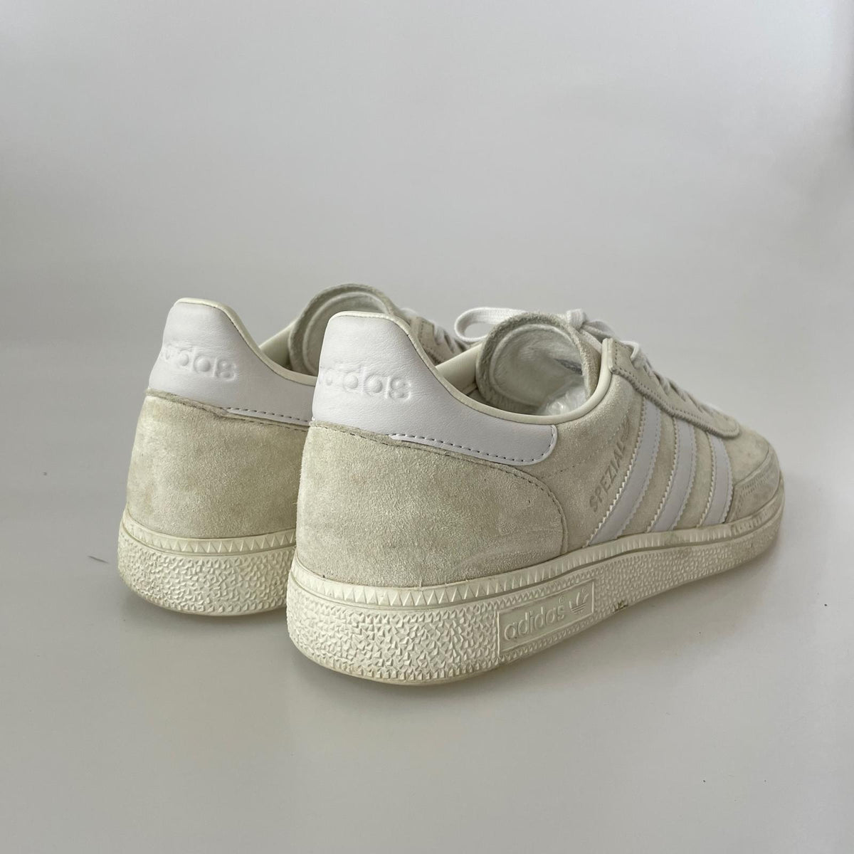 スニーカー adidas SPEIAL ホワイト JQ6155 (27.5) 27.5cm (US9 1/2 UK9 EU45) ホワイト