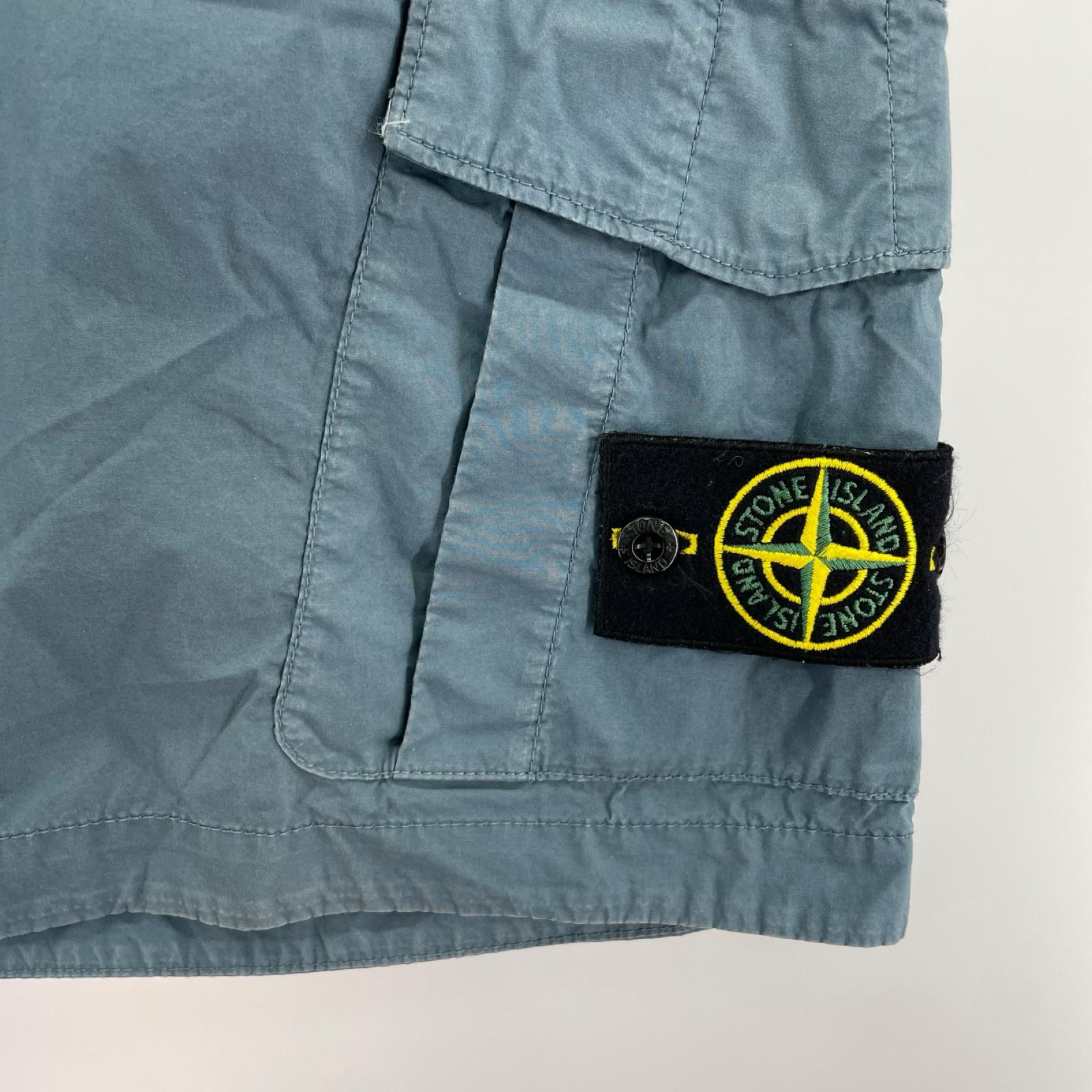 ショートパンツ STONE ISLAND カーゴバミューダパンツ 青 29 ブルー