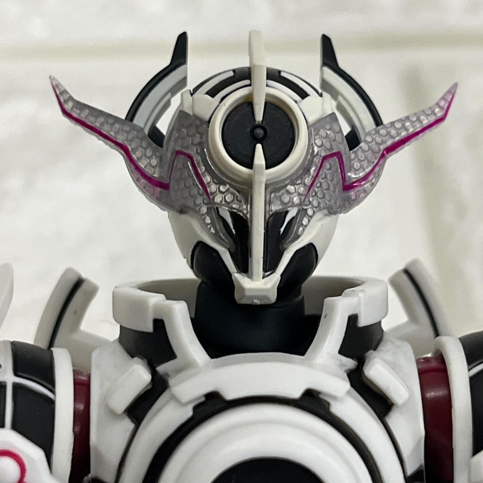 S.H.Figuarts 仮面ライダーエボル ブラックホールフォーム フェーズ4 仮面ライダーエボル　ブラックホールフォーム(フェーズ4) バンダイ フィギュア/グッズ