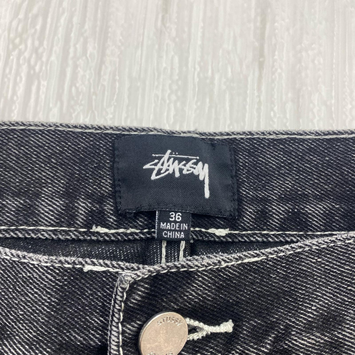 デニムパンツ STUSSY ﾌﾞﾗｯｸﾃﾞﾆﾑﾊﾞｷﾞｰﾊﾟﾝﾂ (36) 36 ブラック