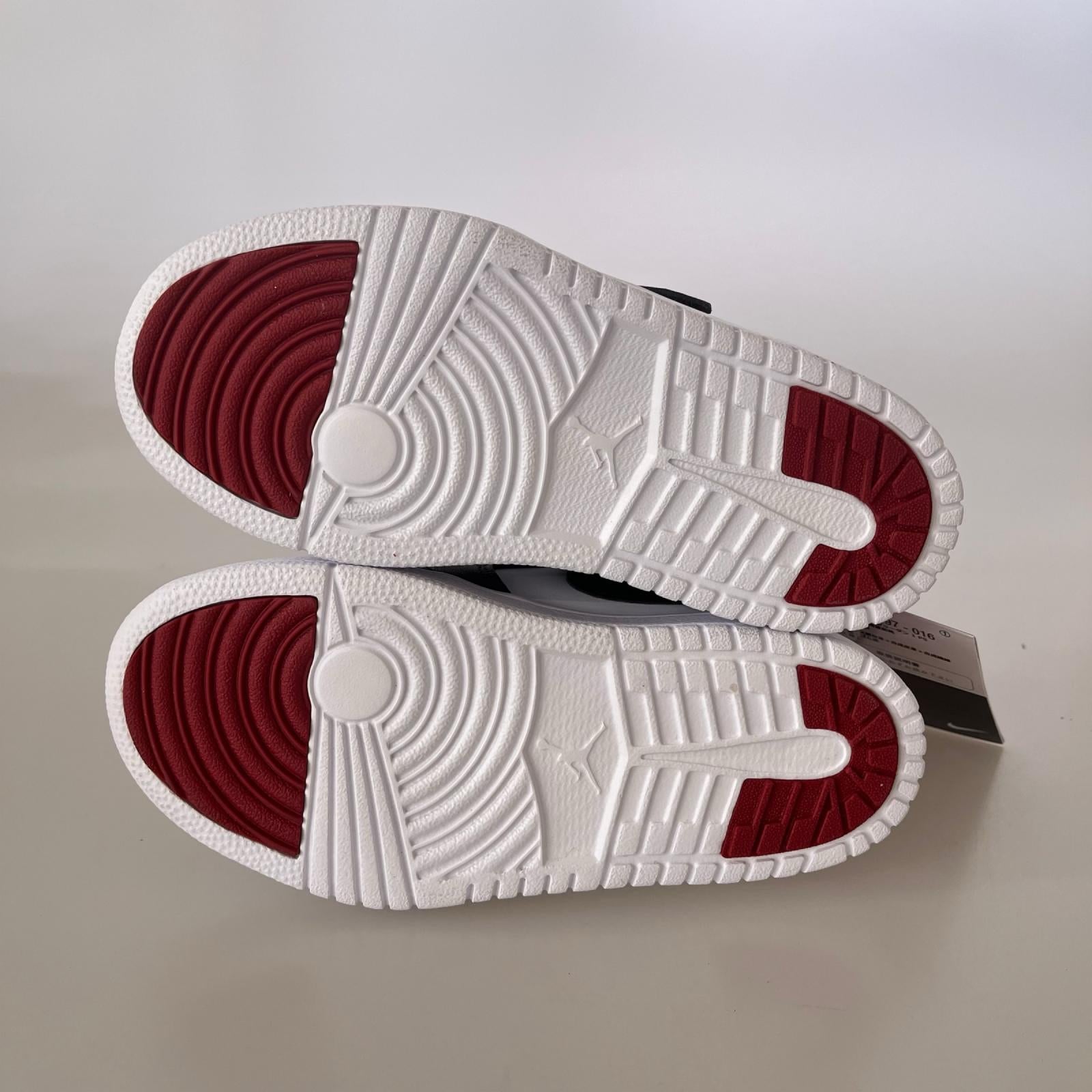 その他靴 NIKE スカイジョーダン BQ7197-016