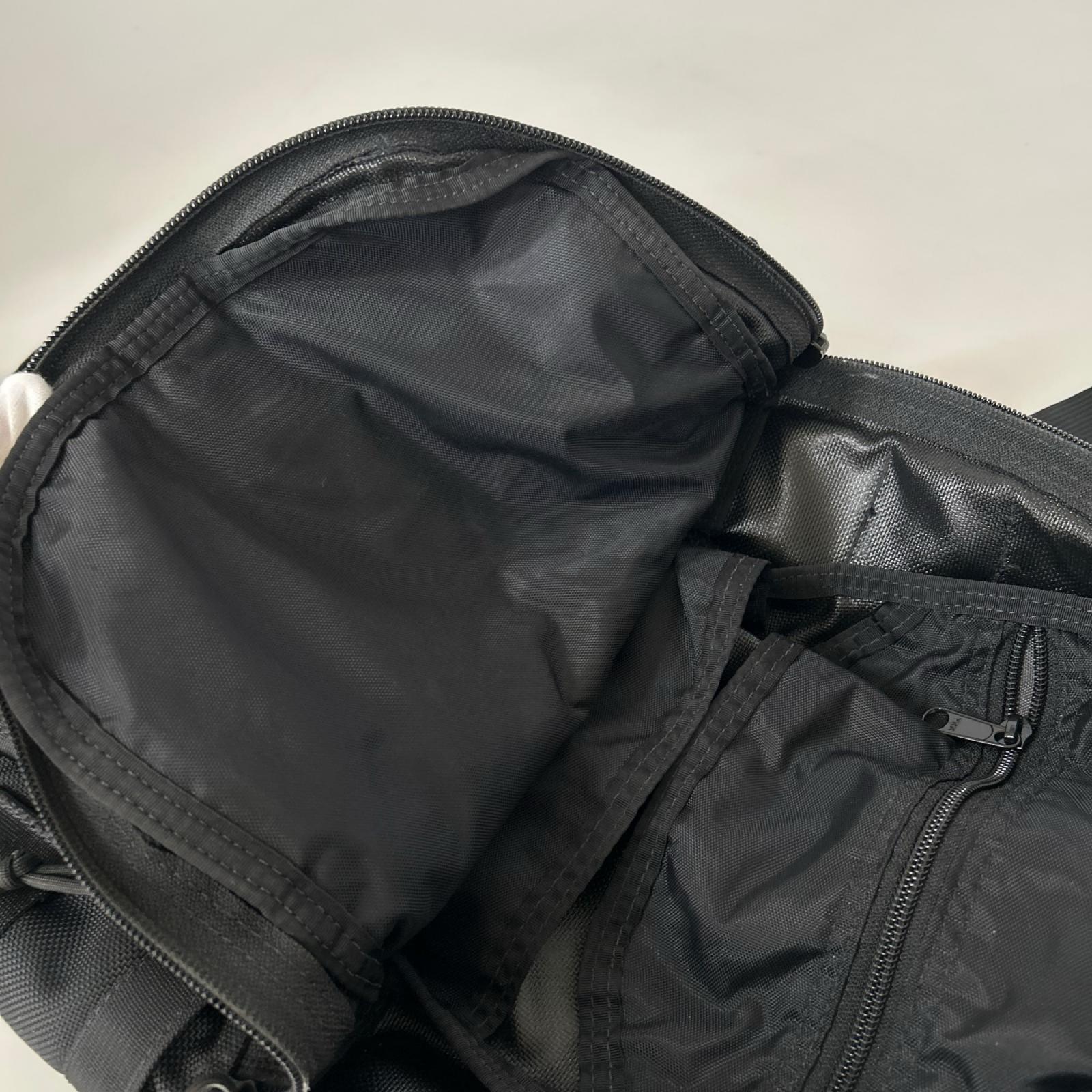 リュック・デイパック TACTICAL SLING　バッグ 黒 ブラック