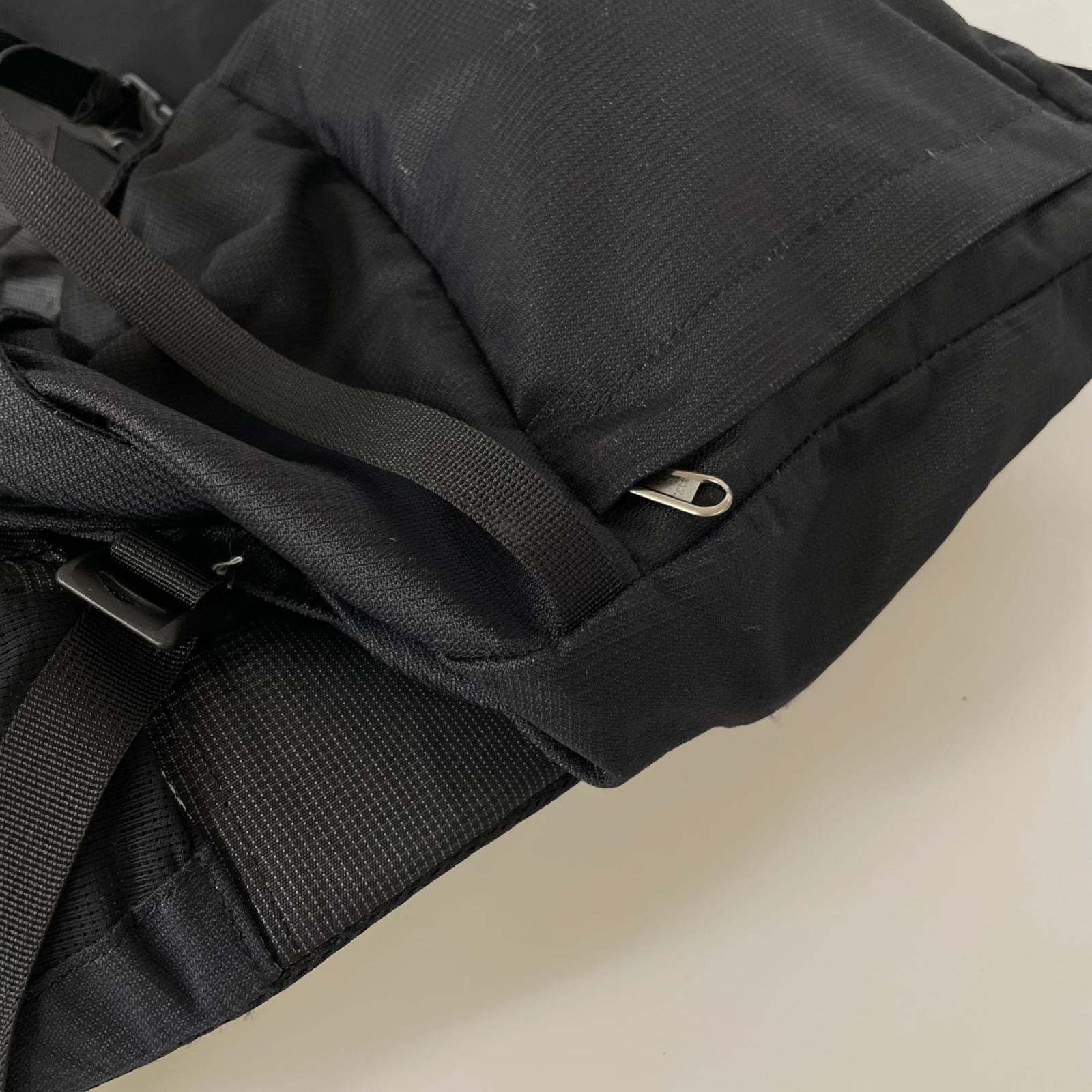 リュック・デイパック GRAFTON 60 黒 ブラック