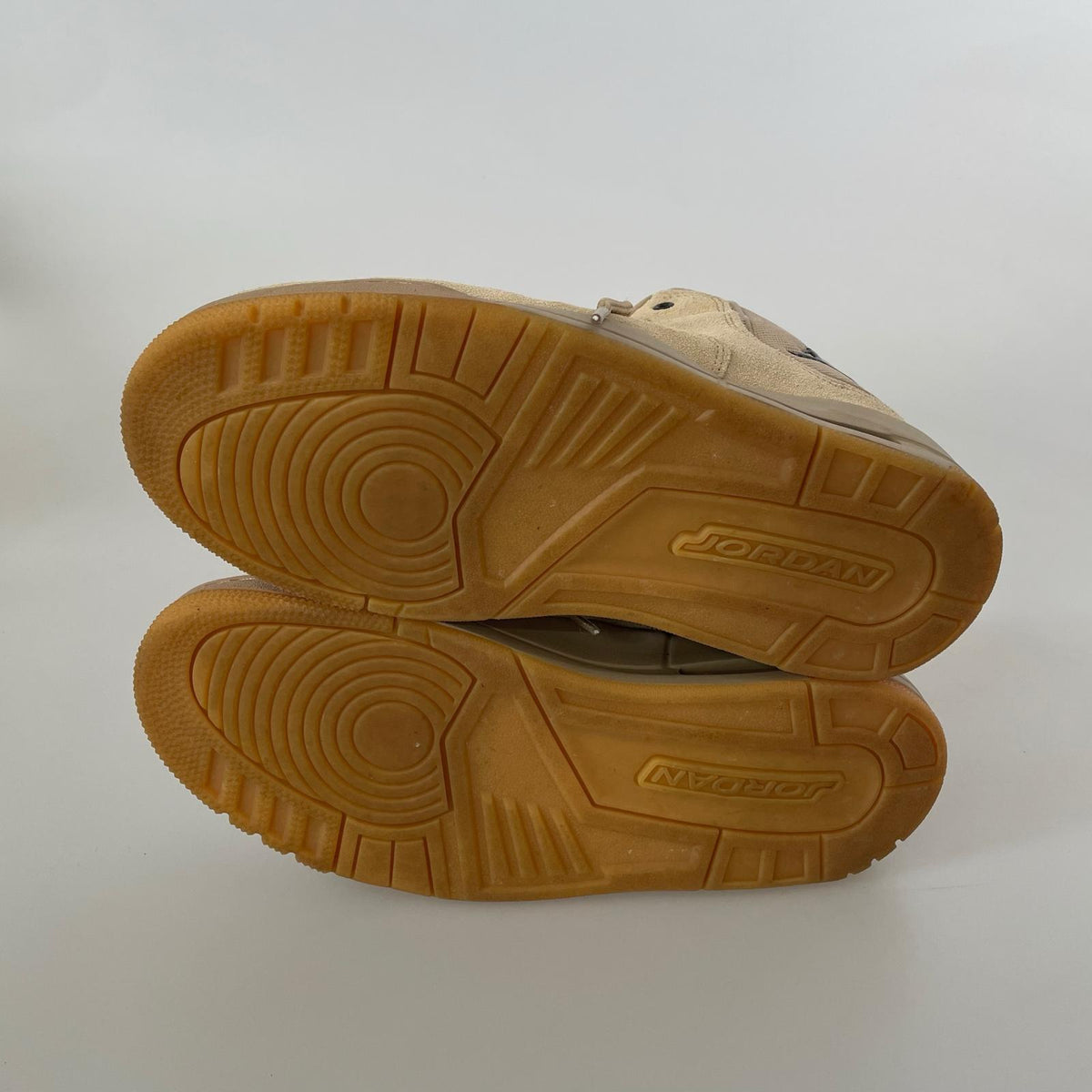スニーカー AT0057-200 AIR JORDAN COURTSIDE 26cm 26cm (US8 UK7 1/2 EU42) ベージュ