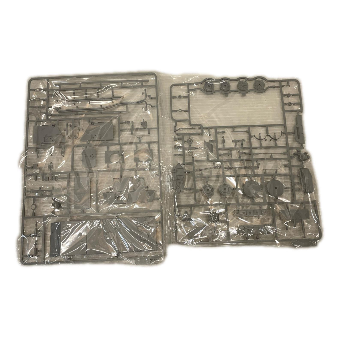 1/35 Sd.Kfz.179 ベルゲパンター G型 戦車回収車 TAKOM ミリタリープラモ