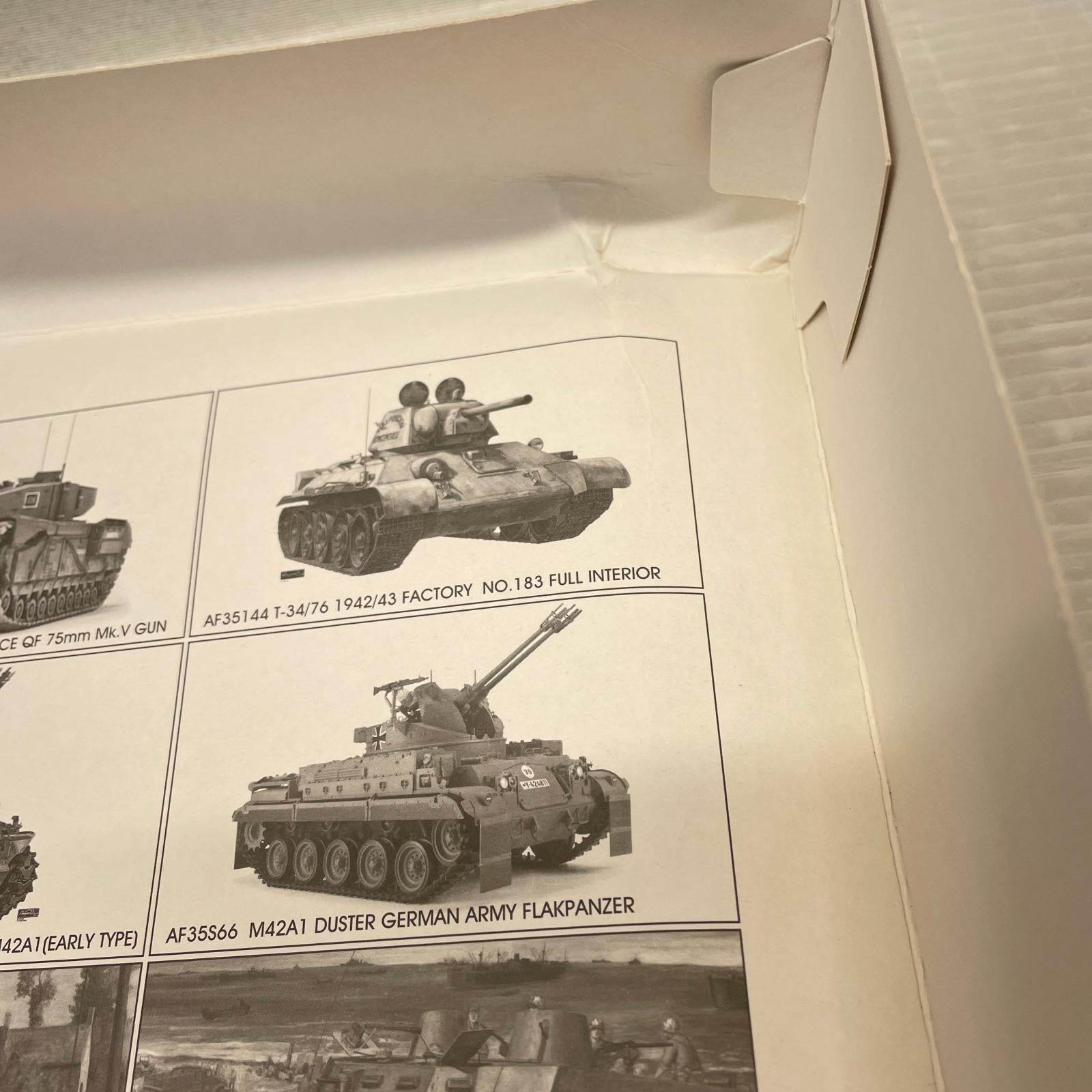 1/35 AEC 装甲指揮車 ロンメル・マムート AFVクラブ ミリタリープラモ