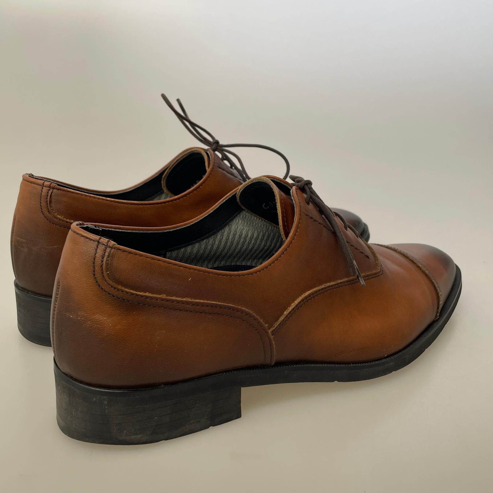 シューズ ｽﾄﾚｰﾄﾁｯﾌﾟﾚｻﾞｰｼｭｰｽﾞ GORE-TEX ﾌﾞﾗｳﾝ 24.5 ブラウン
