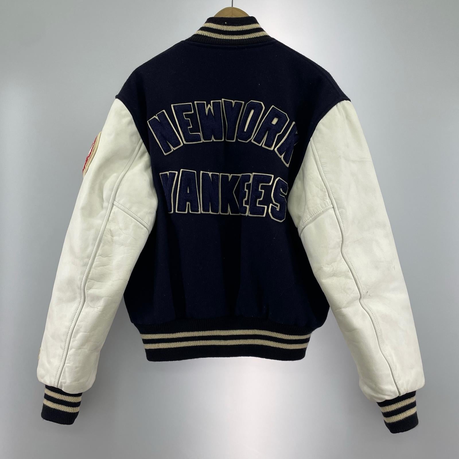 ブルゾン NEW YORK YANKEES/袖ﾚｻﾞｰｽﾀｼﾞｬﾝ/44 44